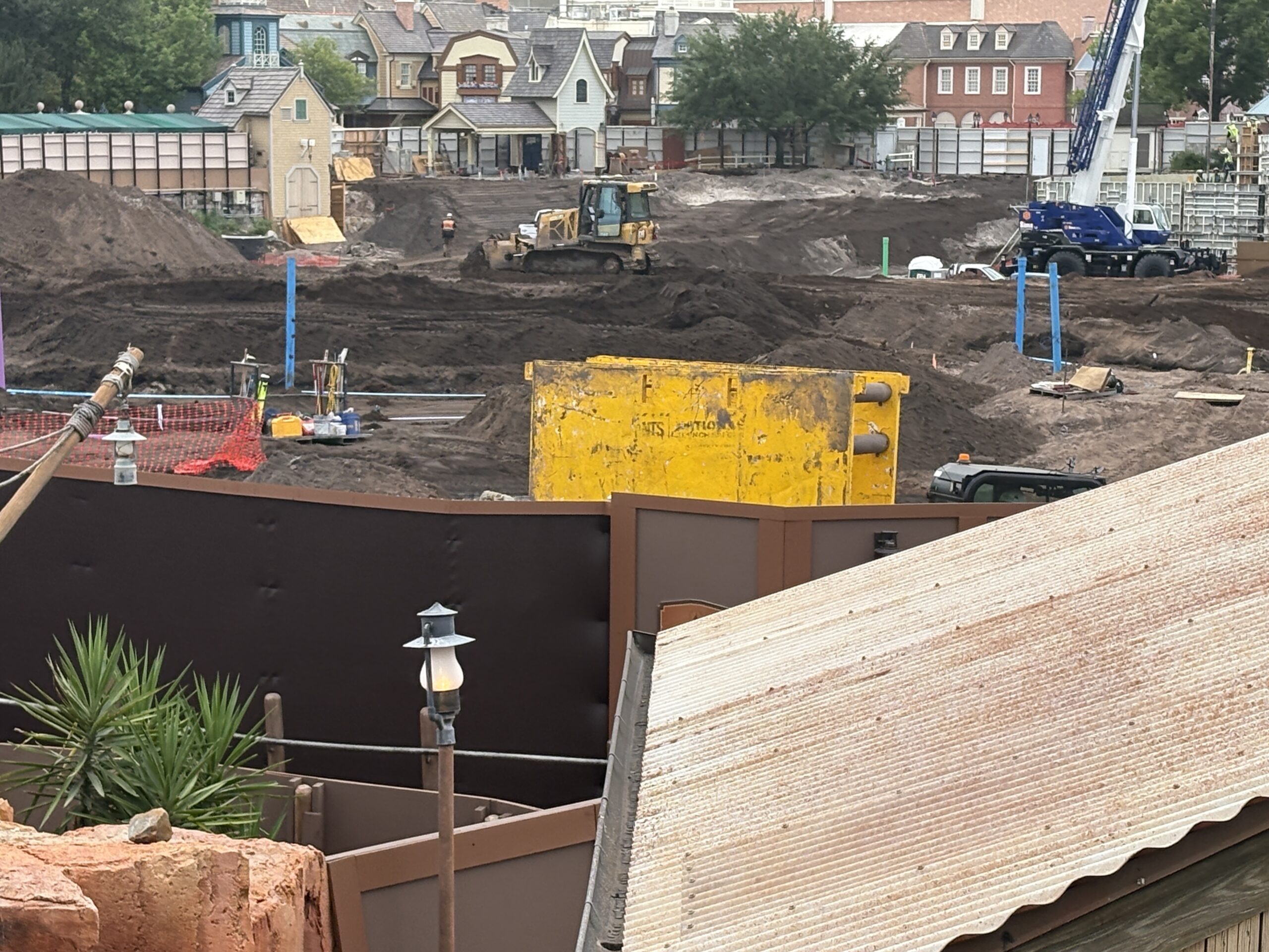 Pipes have been installed in the ground throughout the Cars-themed Piston Peak National Park, currently under construction at Magic Kingdom. Work also continues on the retaining wall separating the new area from the rest of Frontierland.