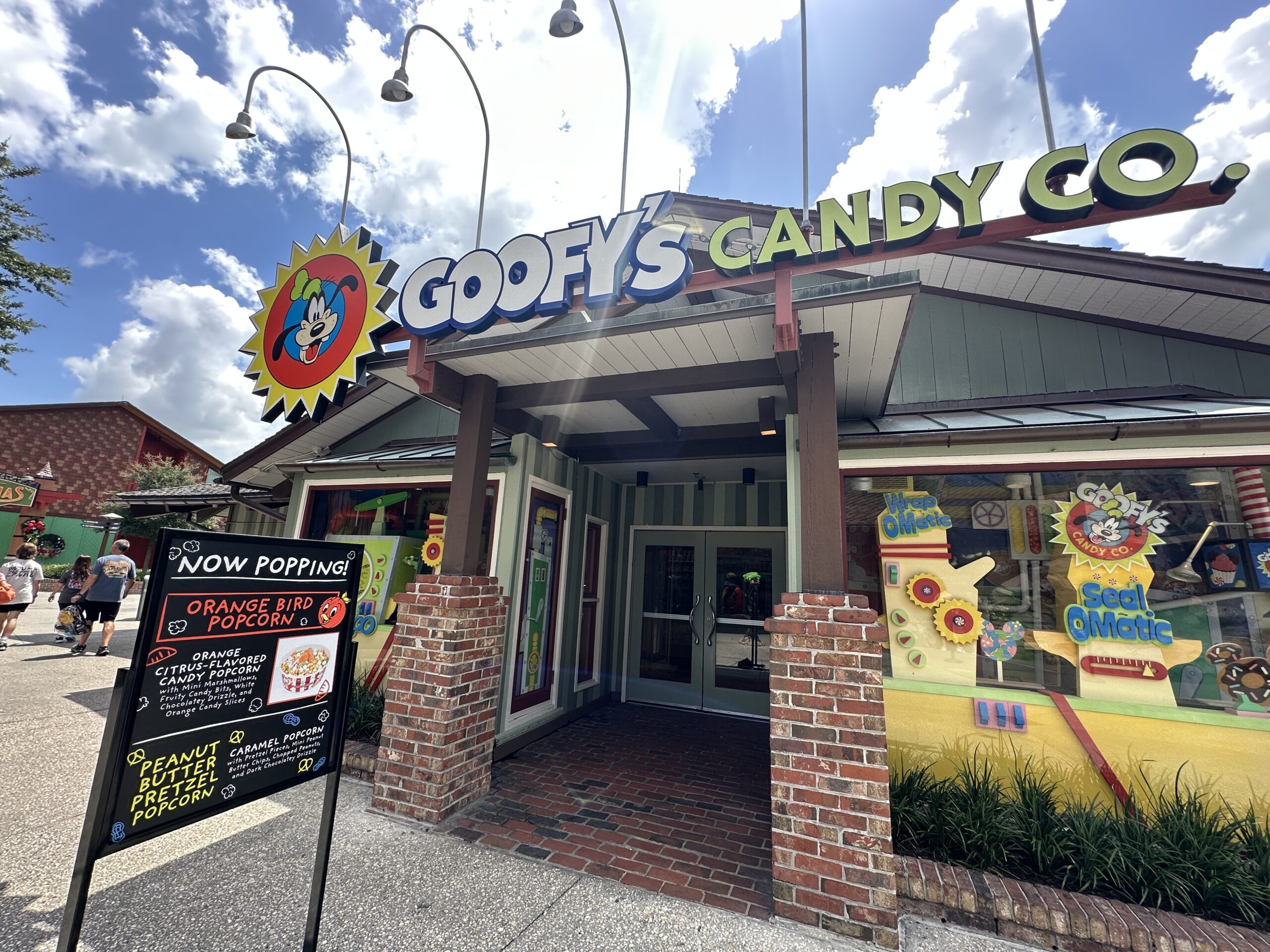 Among the many new events and treats at Walt Disney World Resort this summer is a create-your-own popcorn experience at Goofy's Candy Company in Disney Springs. The popcorn location also offers specialty pre-determined mixes, like the Orange Bird-inspired Orange Citrus Popcorn.