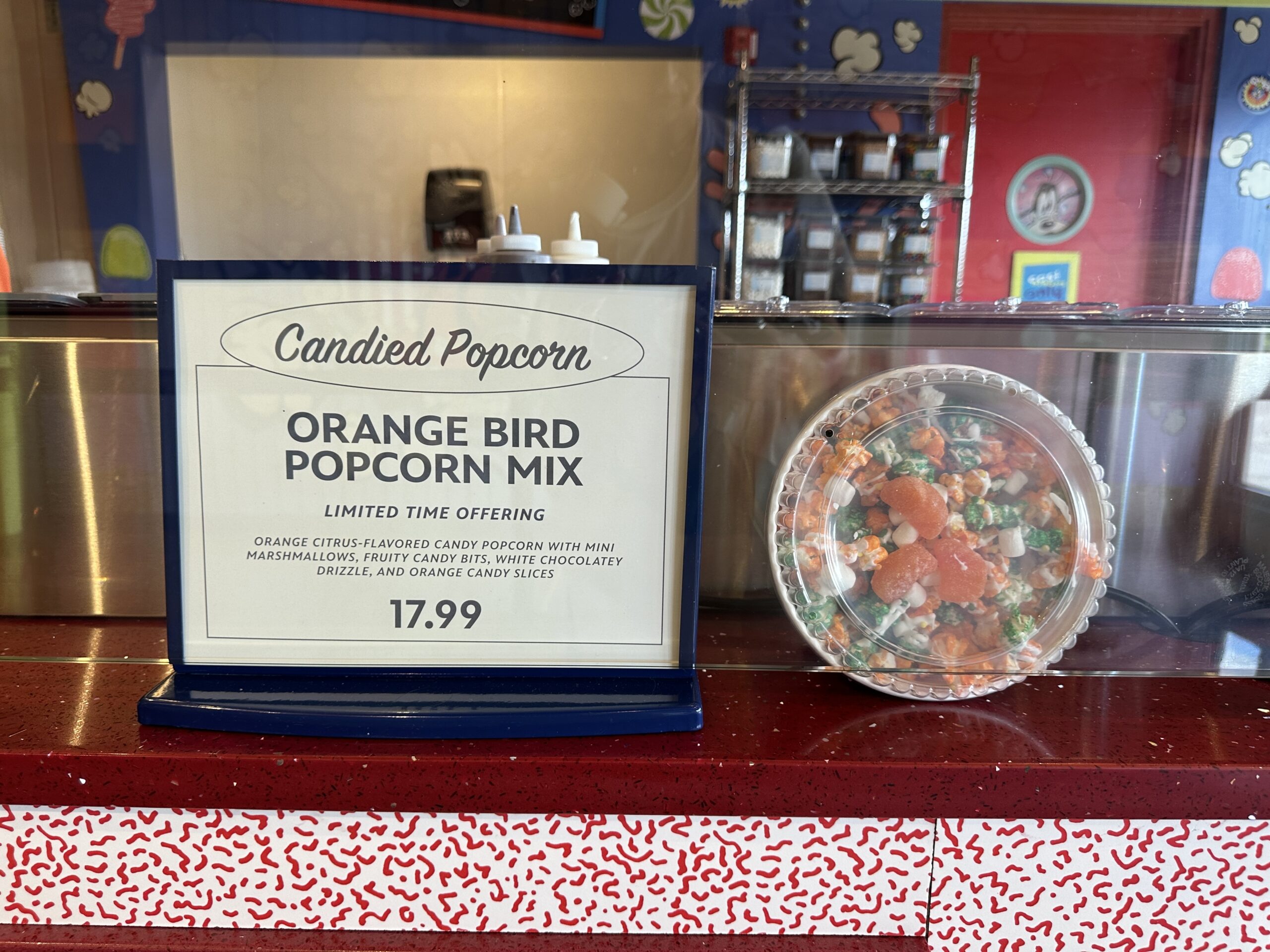 Also like Kernel Kitchen, there are some pre-determined mixes. The two exclusive limited-time mixes available right now are the Orange Bird Popcorn Mix and Peanut Butter Pretzel Mix.