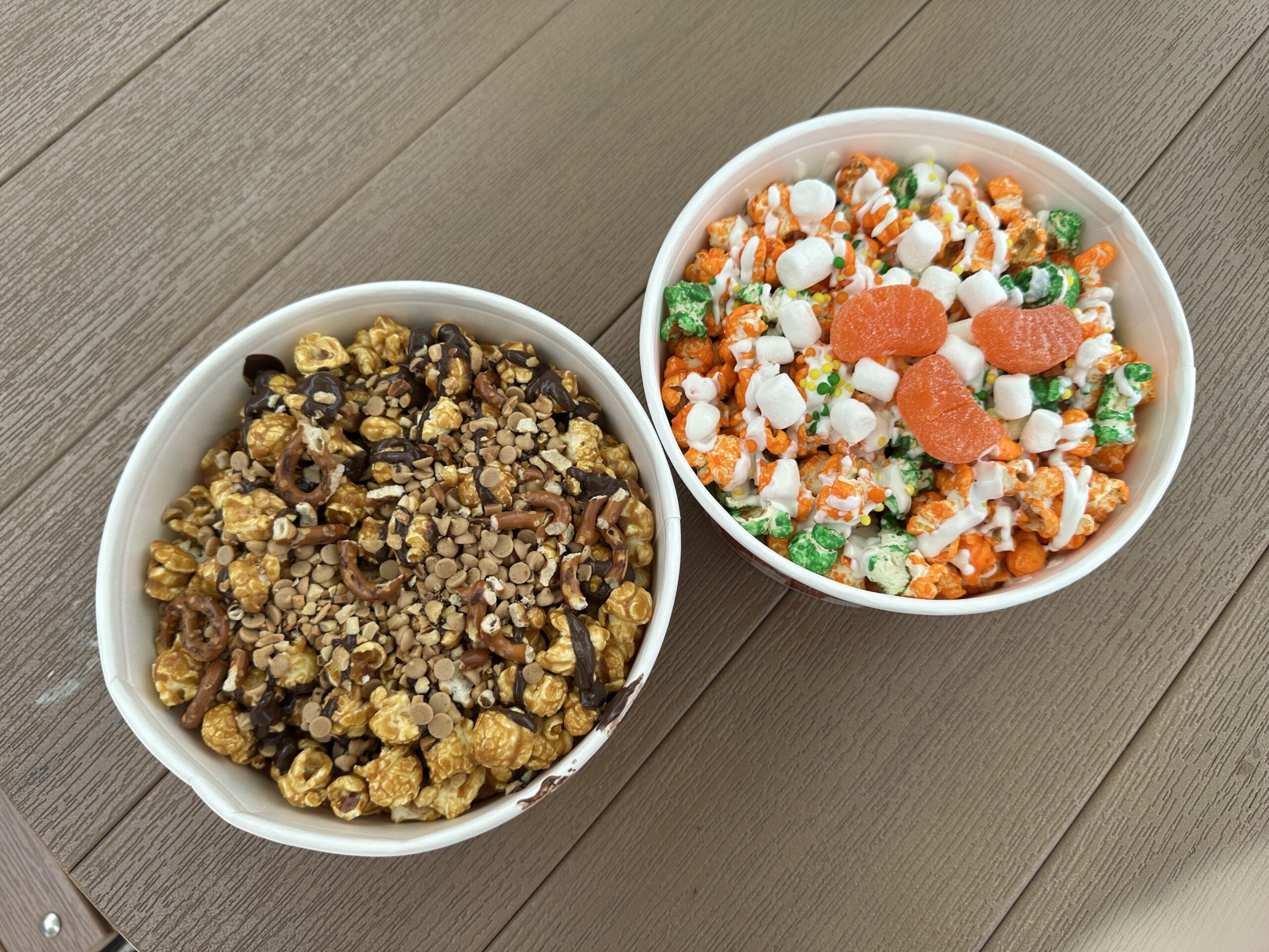 Also like Kernel Kitchen, there are some pre-determined mixes. The two exclusive limited-time mixes available right now are the Orange Bird Popcorn Mix and Peanut Butter Pretzel Mix.