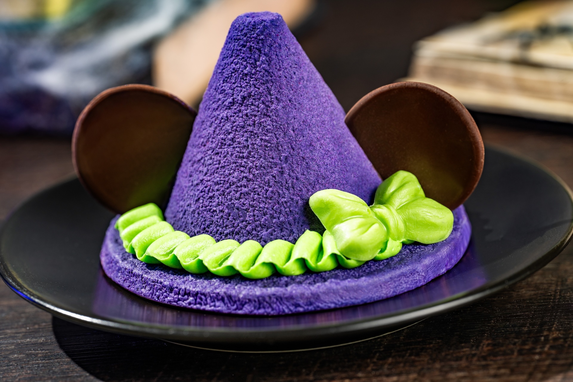 Minnie Witch Hat mousse