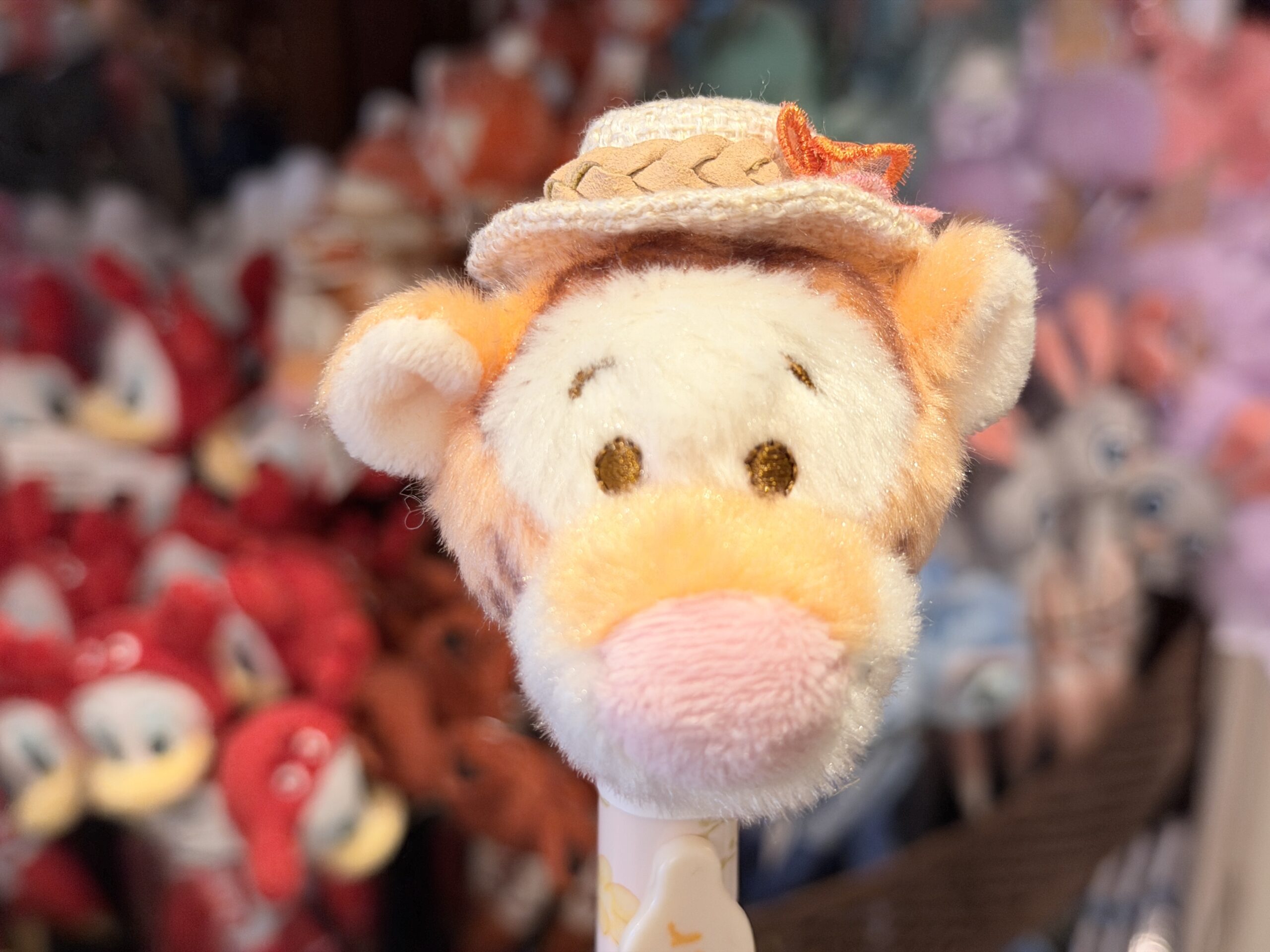 Fans of Mickey, Donald, Pooh and Friends and more, be on the lookout for these new character plush pens, now available at Disneyland Resort.