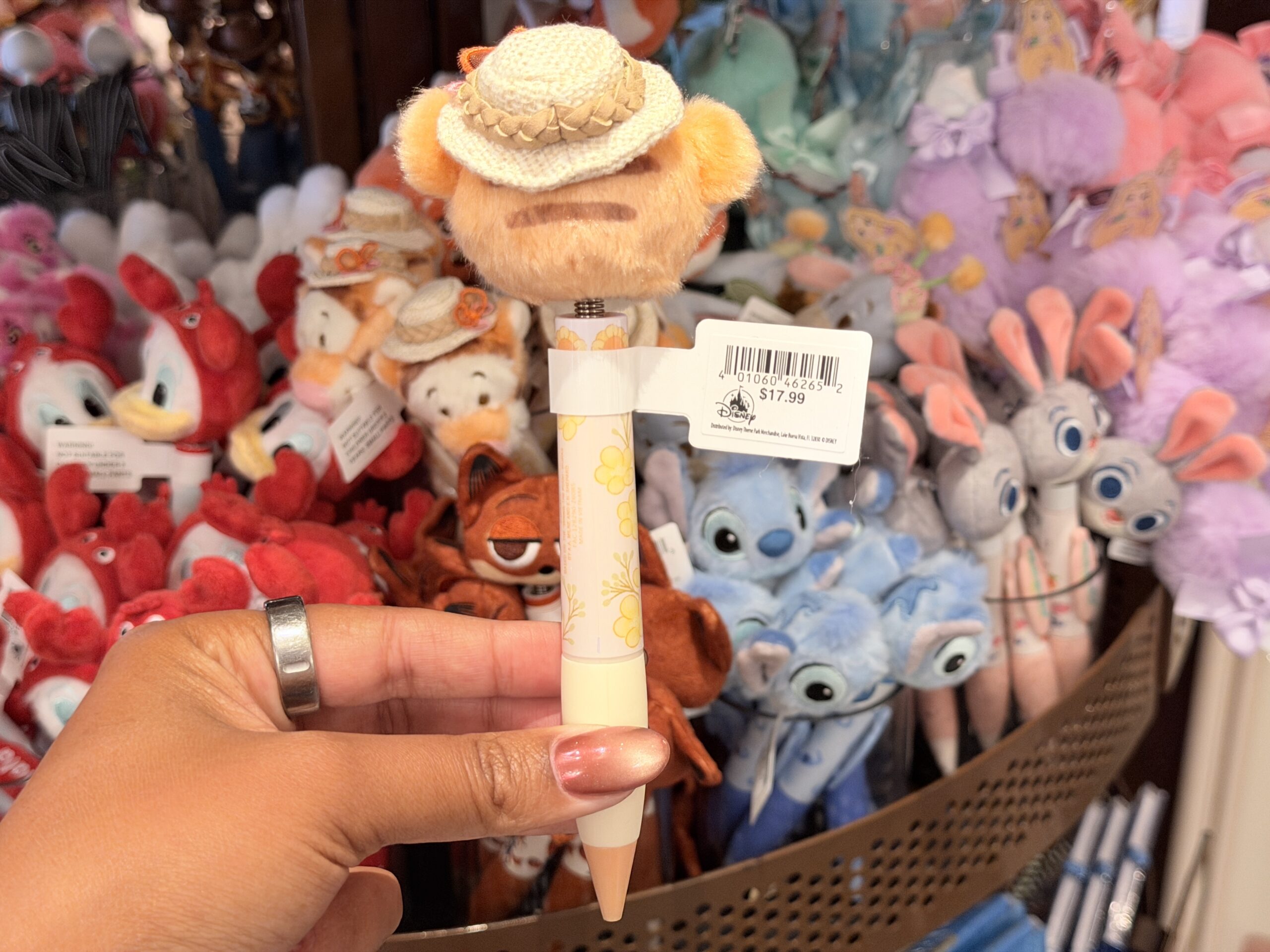 Fans of Mickey, Donald, Pooh and Friends and more, be on the lookout for these new character plush pens, now available at Disneyland Resort.