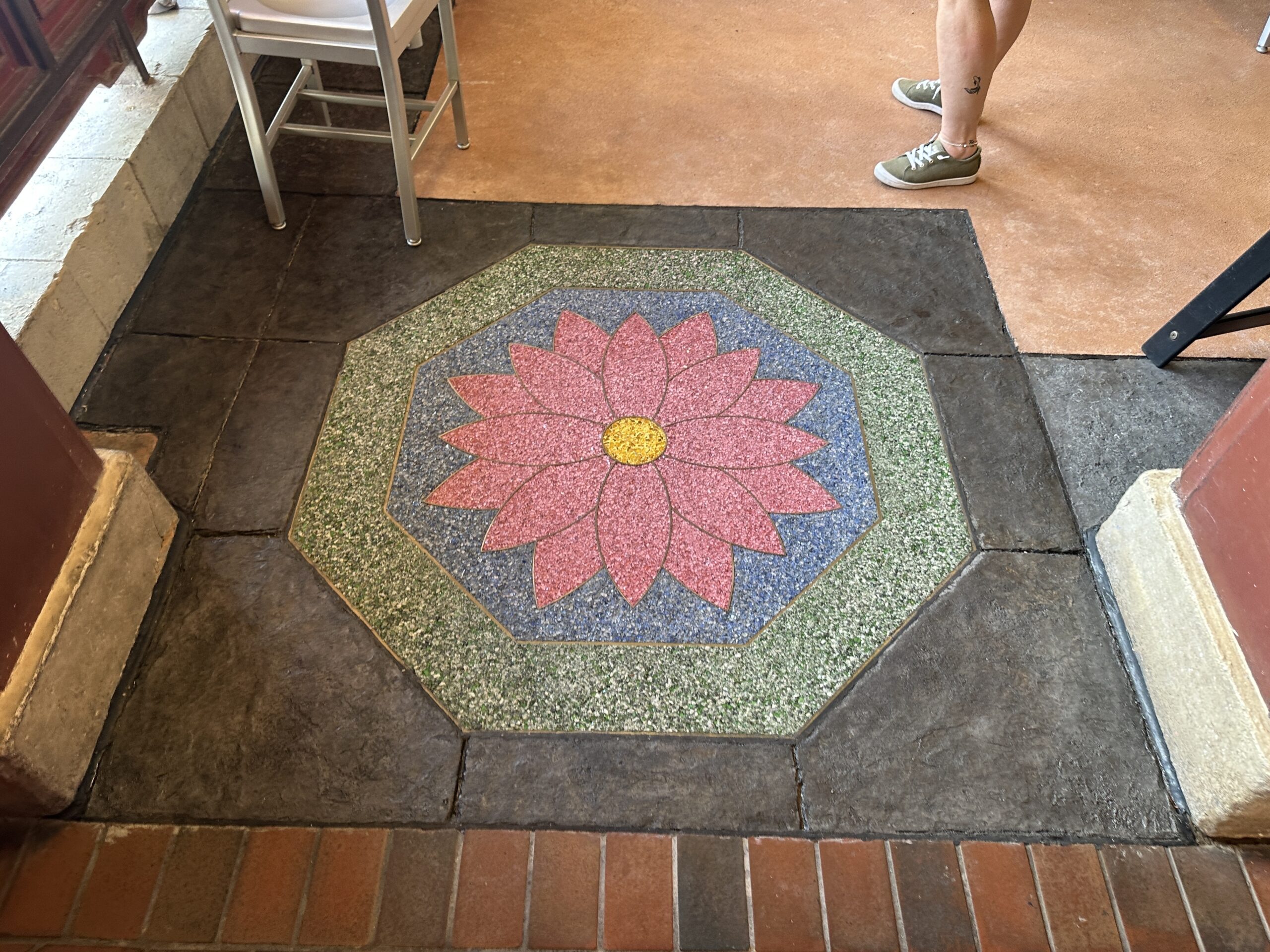 A partially enclosed dining area at Lotus Blossom Café in EPCOT has reopened after being blocked off for refurbishment or maintenance earlier this year.