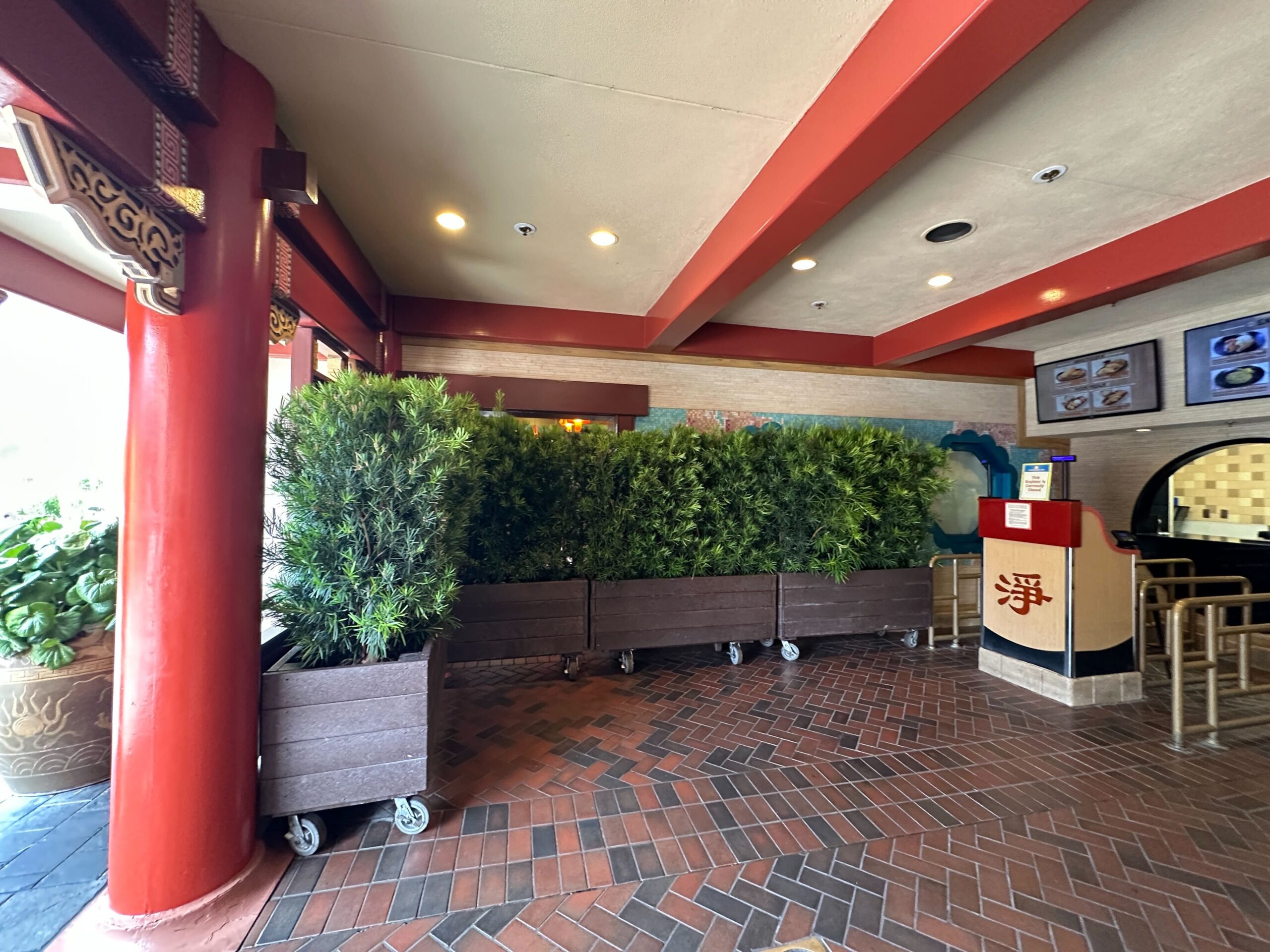 A partially enclosed dining area at Lotus Blossom Café in EPCOT has reopened after being blocked off for refurbishment or maintenance earlier this year.