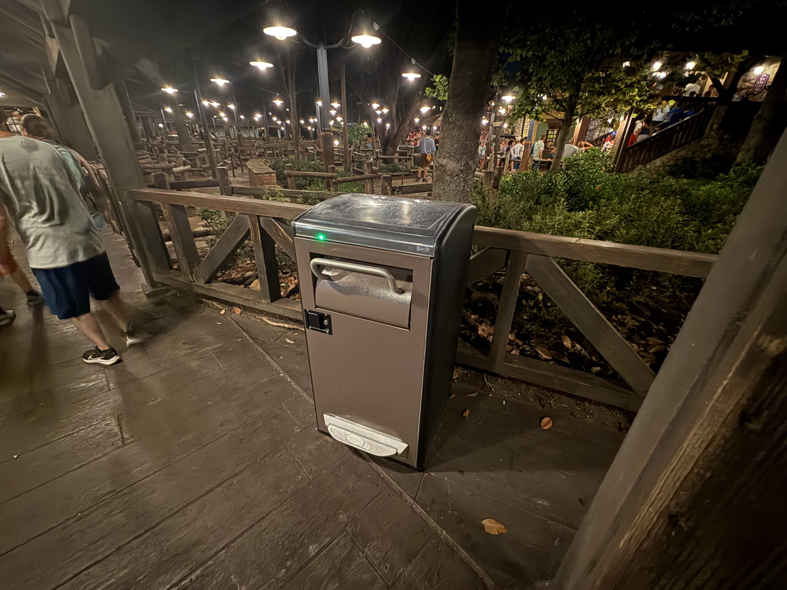 A pair of new solar-powered waste bins has arrived in the queue of Tiana’s Bayou Adventure at Magic Kingdom.