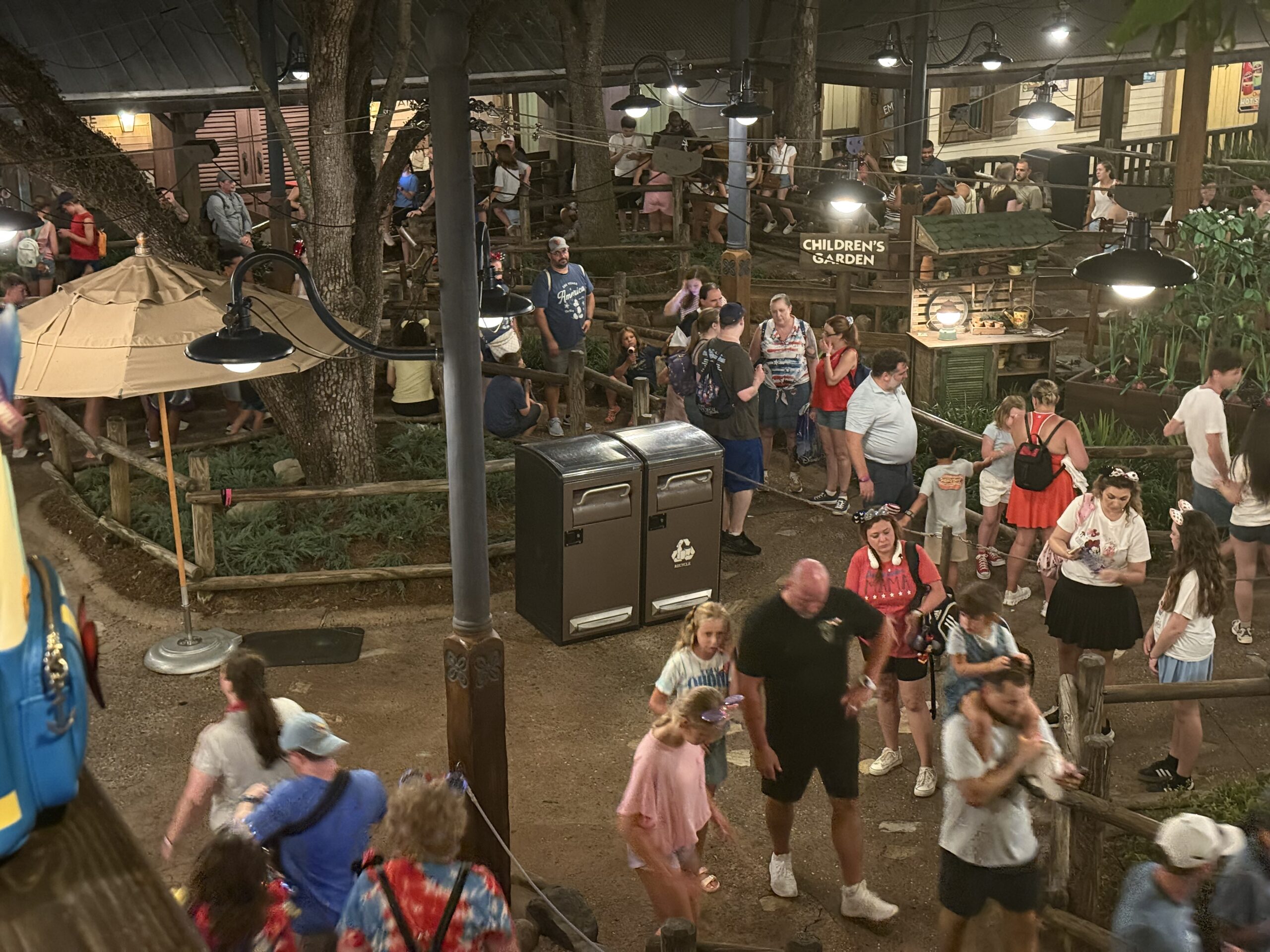 A pair of new solar-powered waste bins has arrived in the queue of Tiana’s Bayou Adventure at Magic Kingdom.