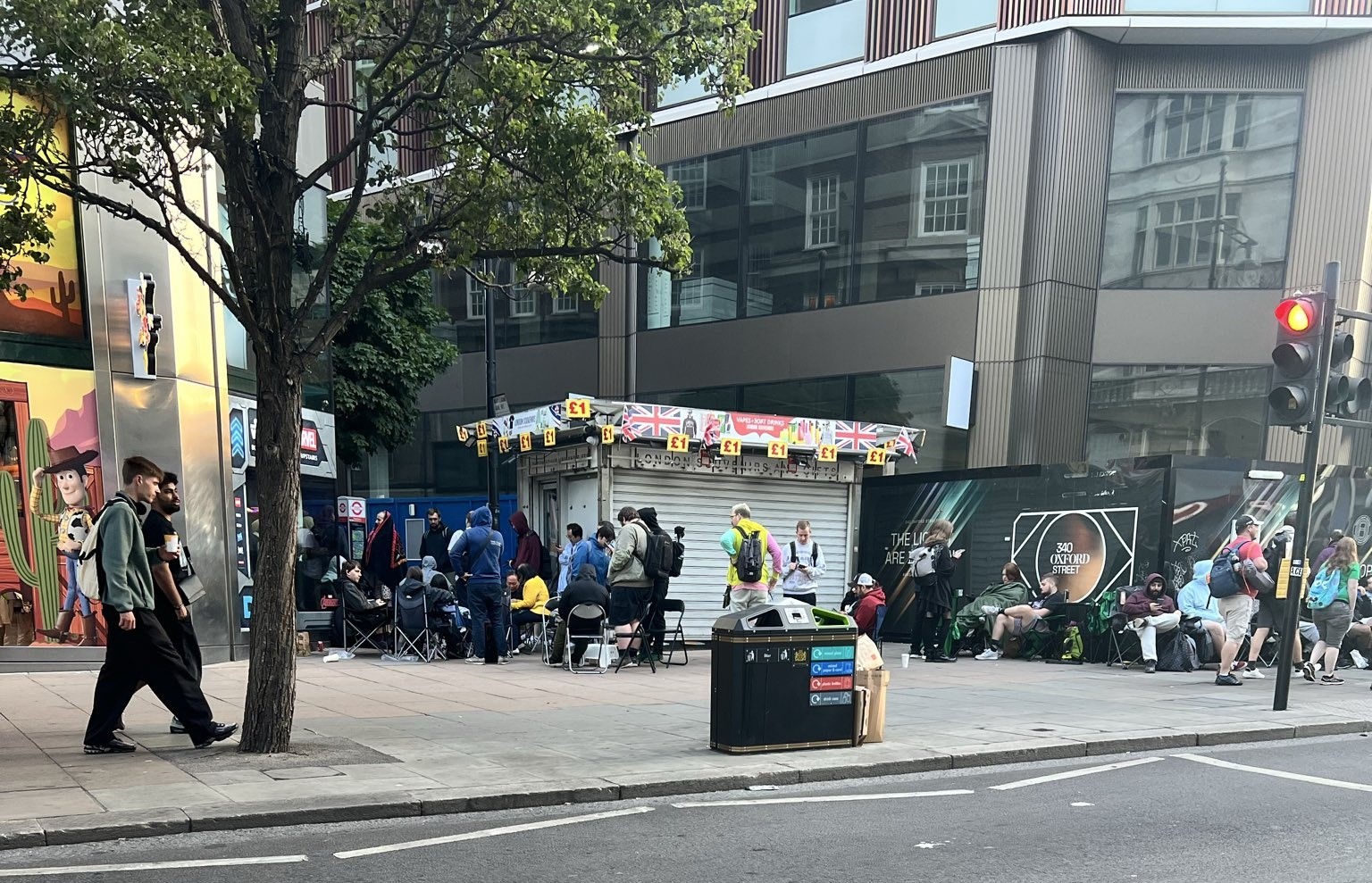 Following disruption outside the Oxford Street Disney Store overnight regarding the release of Disney Lorcana sets, the store was forced to close and cancel the release planned for today, July 17.