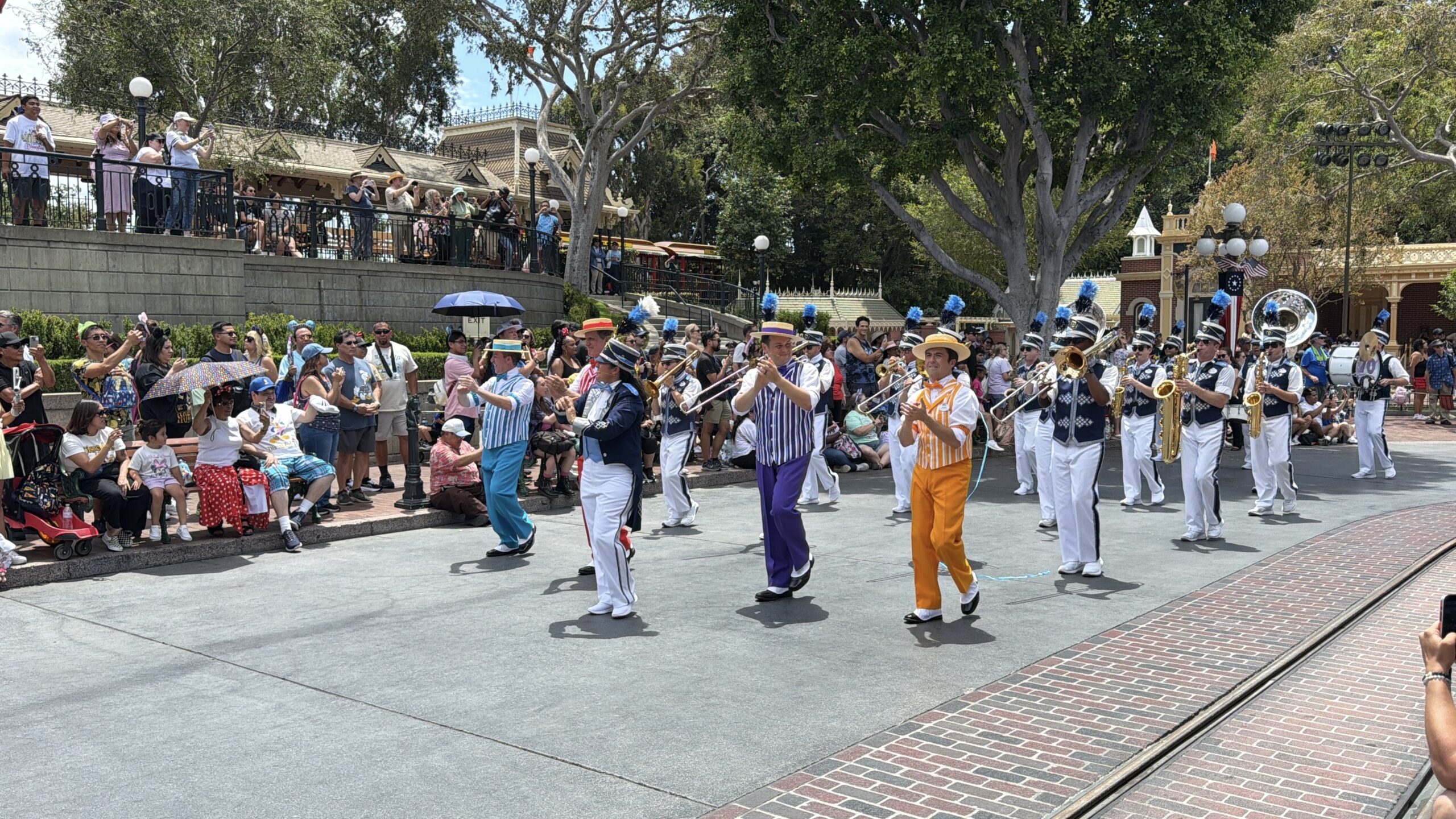 Celebrate Happy Cavalcade - Disneyland's 71st Birthday Celebration Edition