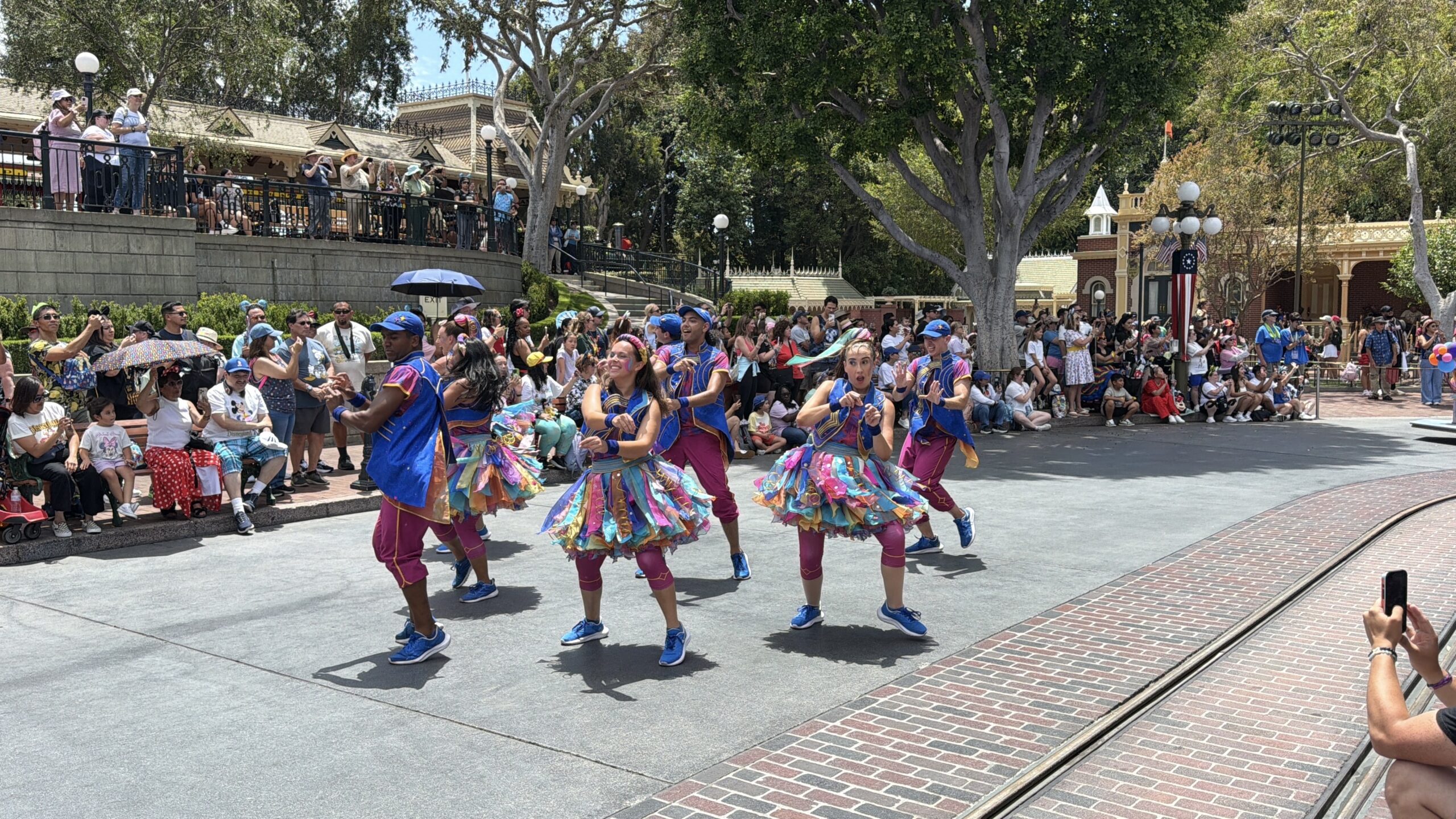 Celebrate Happy Cavalcade - Disneyland's 71st Birthday Celebration Edition
