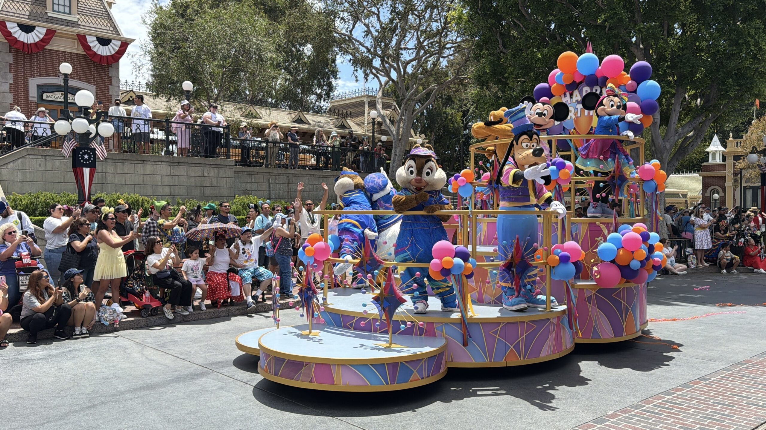 Celebrate Happy Cavalcade - Disneyland's 71st Birthday Celebration Edition
