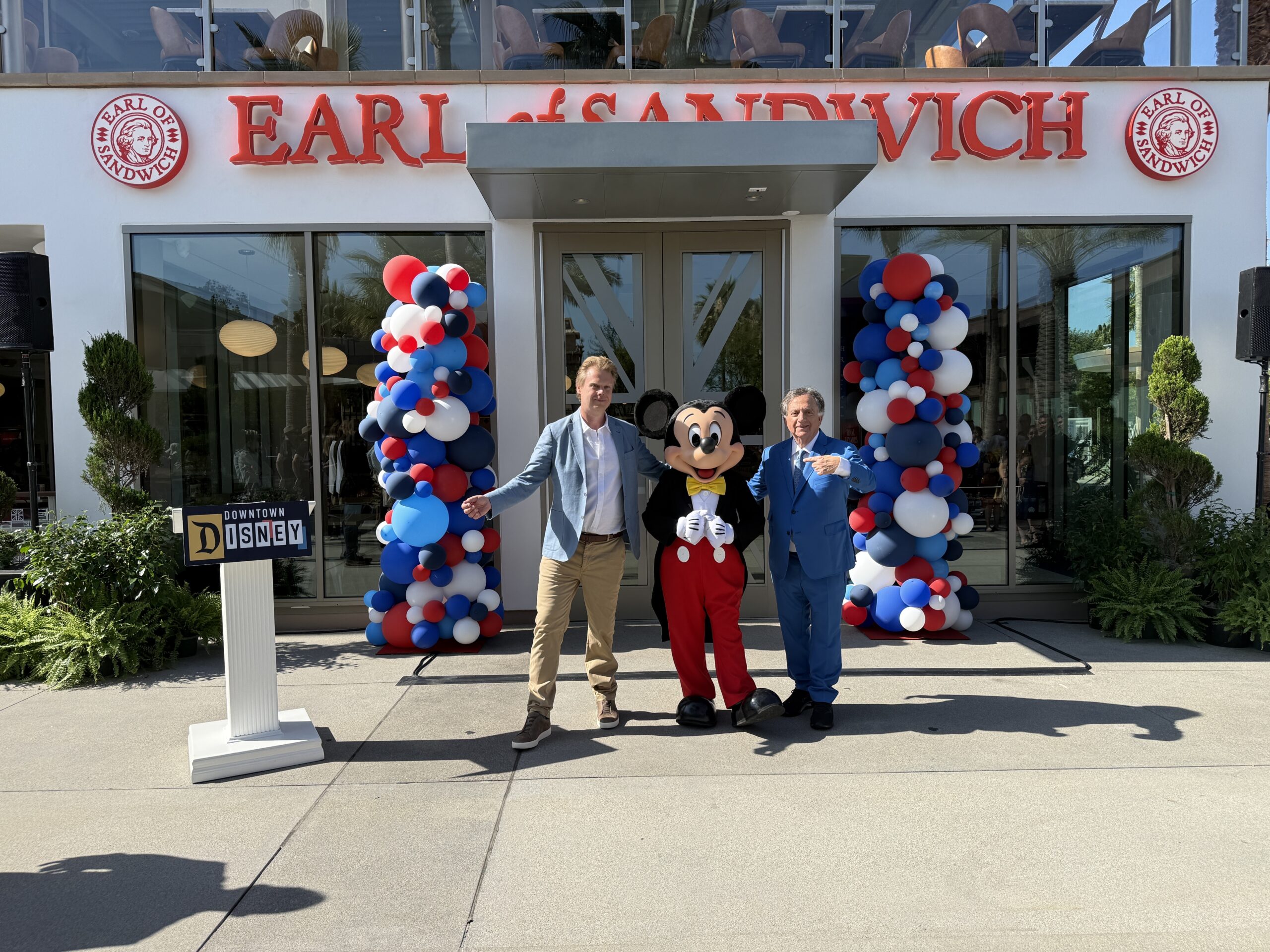 The new Earl of Sandwich location at Downtown Disney District hosted their grand opening on Wednesday morning, July 15.