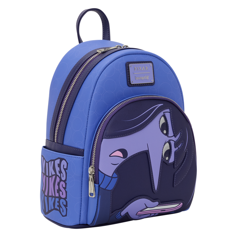 Each side pocket on the backpack features a different phrase. On the right side is "Yikes yikes yikes" and the other is "Yeaaah, no."
