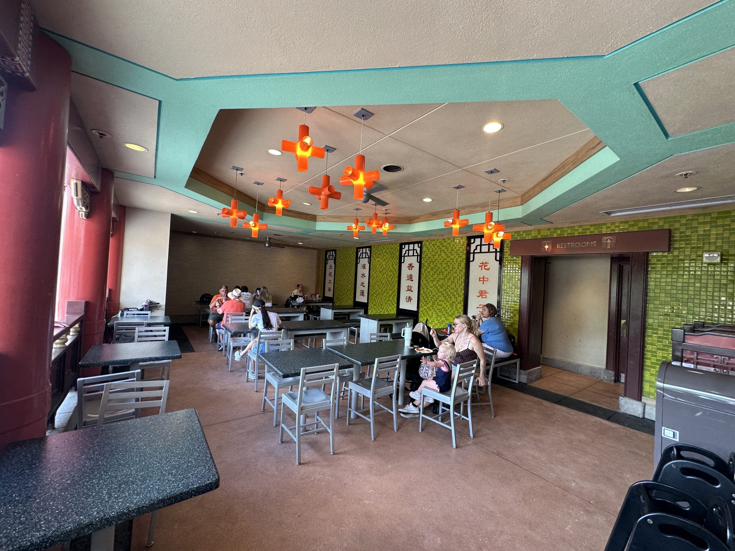 After reopening, the left side looks refreshed: