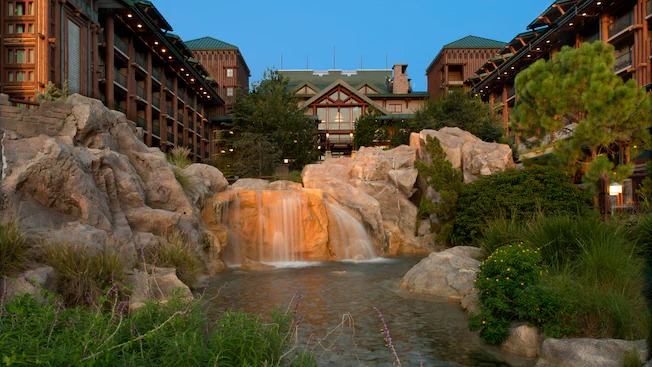 Disney's Wilderness Lodge was plagued with air conditioning problems in mid to late June. The air conditioning outage was first reported on June 19, with guests sharing that the main building of Disney’s Wilderness Lodge became extremely warm in the guest rooms, the lobby, dining areas, and other indoor spaces.