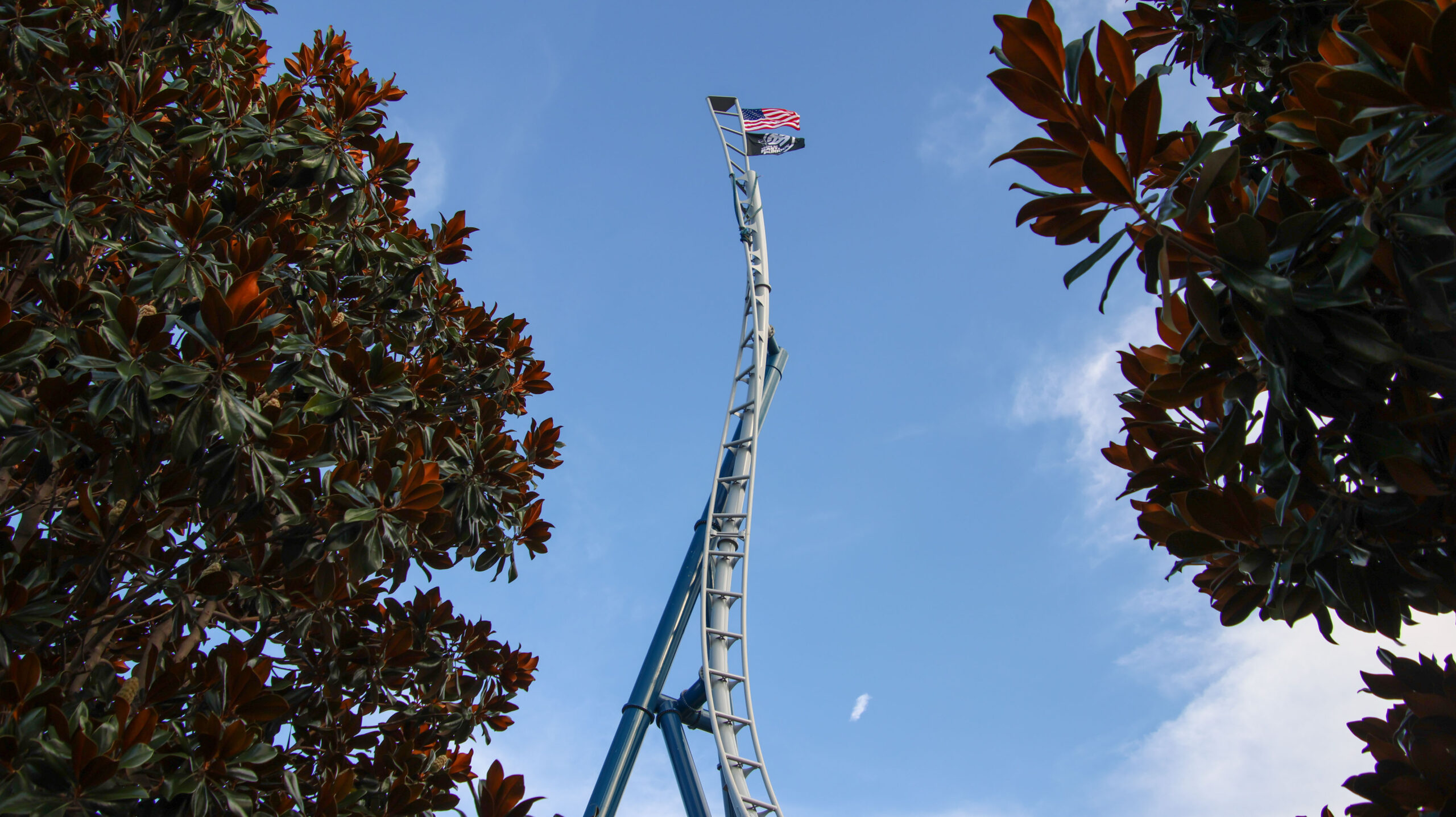 Crews have "topped off" the tallest point of Fast and Furious: Hollywood Drift at Universal Studios Florida — a 170-foot spike towering over CityWalk.