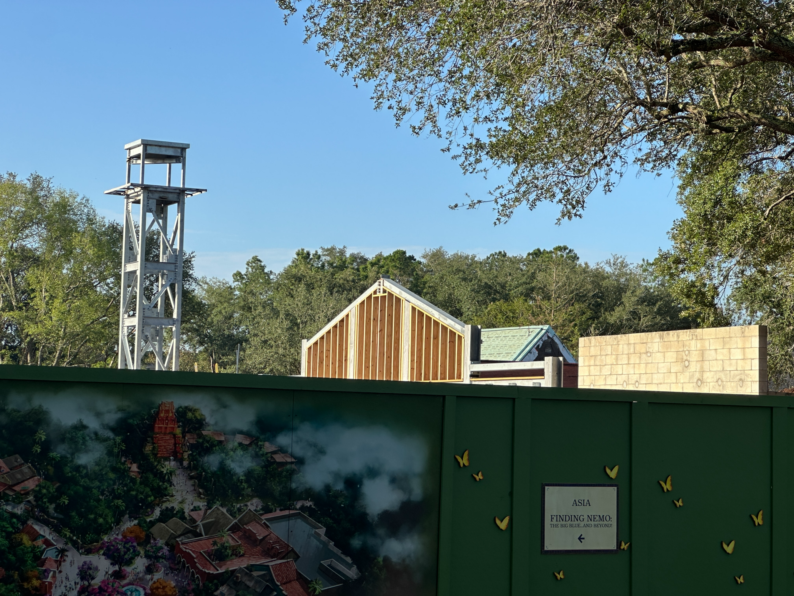Meanwhile, the steel tower and peaked roof framework now has some wood additions filling in the gaps of the steel. This will be the main entrance from Discovery Island.