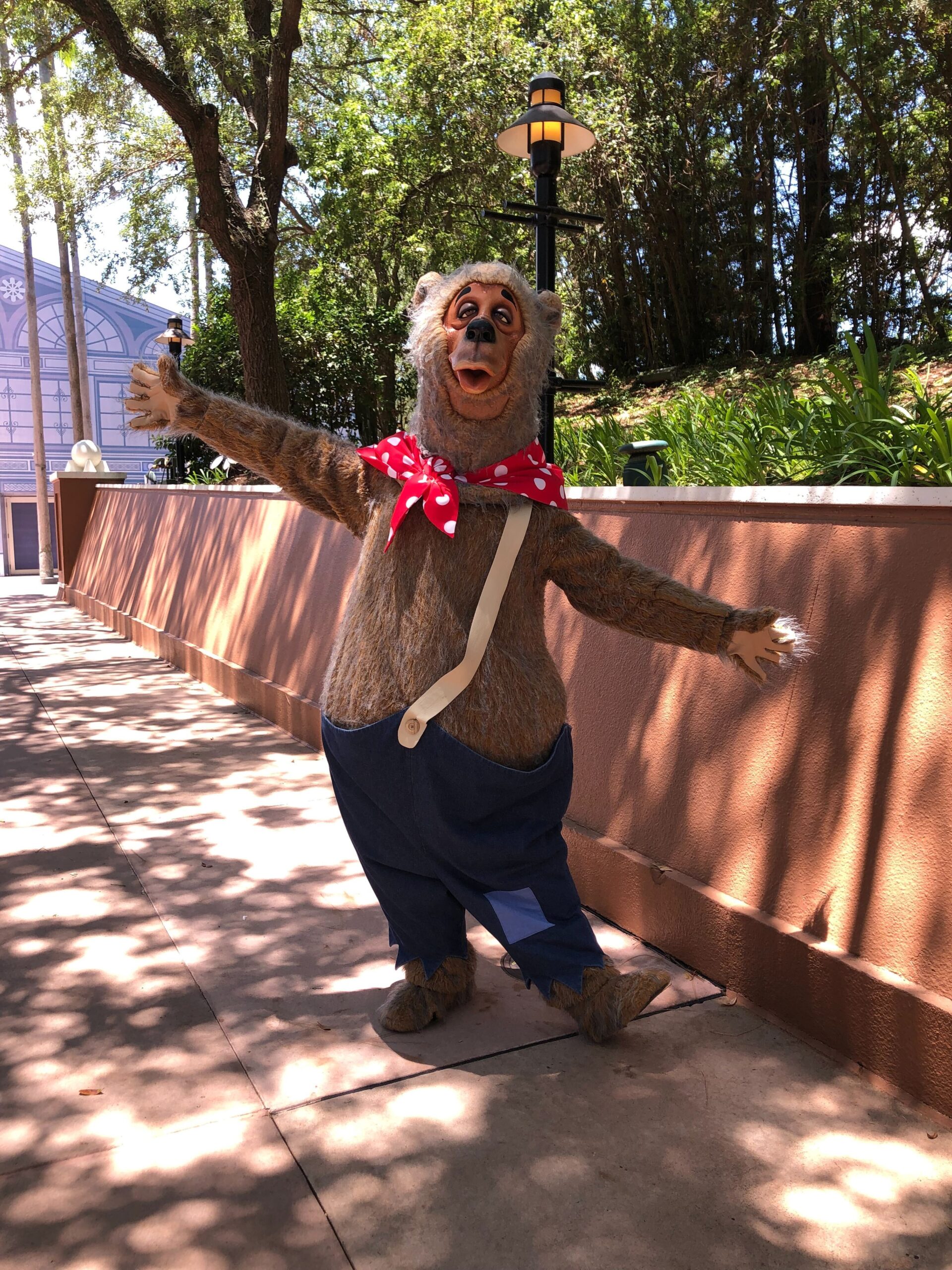 The Country Bear formerly known as Liver Lips McGrowl had a surprise meet and greet at EPCOT on Friday, July 3.