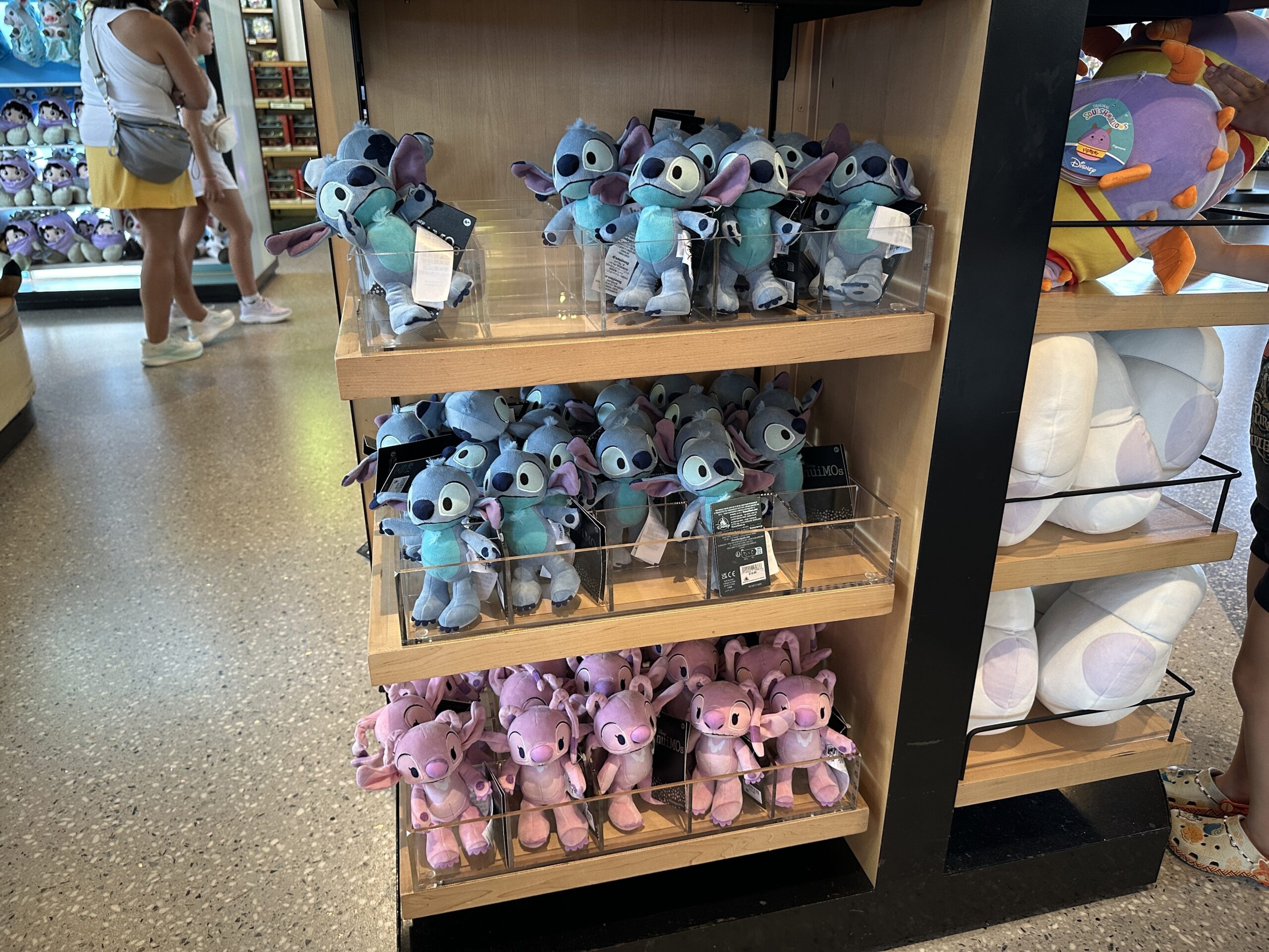 After Disney nuiMOs plush were seemingly phased out two years ago, Disney has brought them back. New Mickey plush were released with the Logo Mania collections and now Walt Disney World has restocked some classic plush.