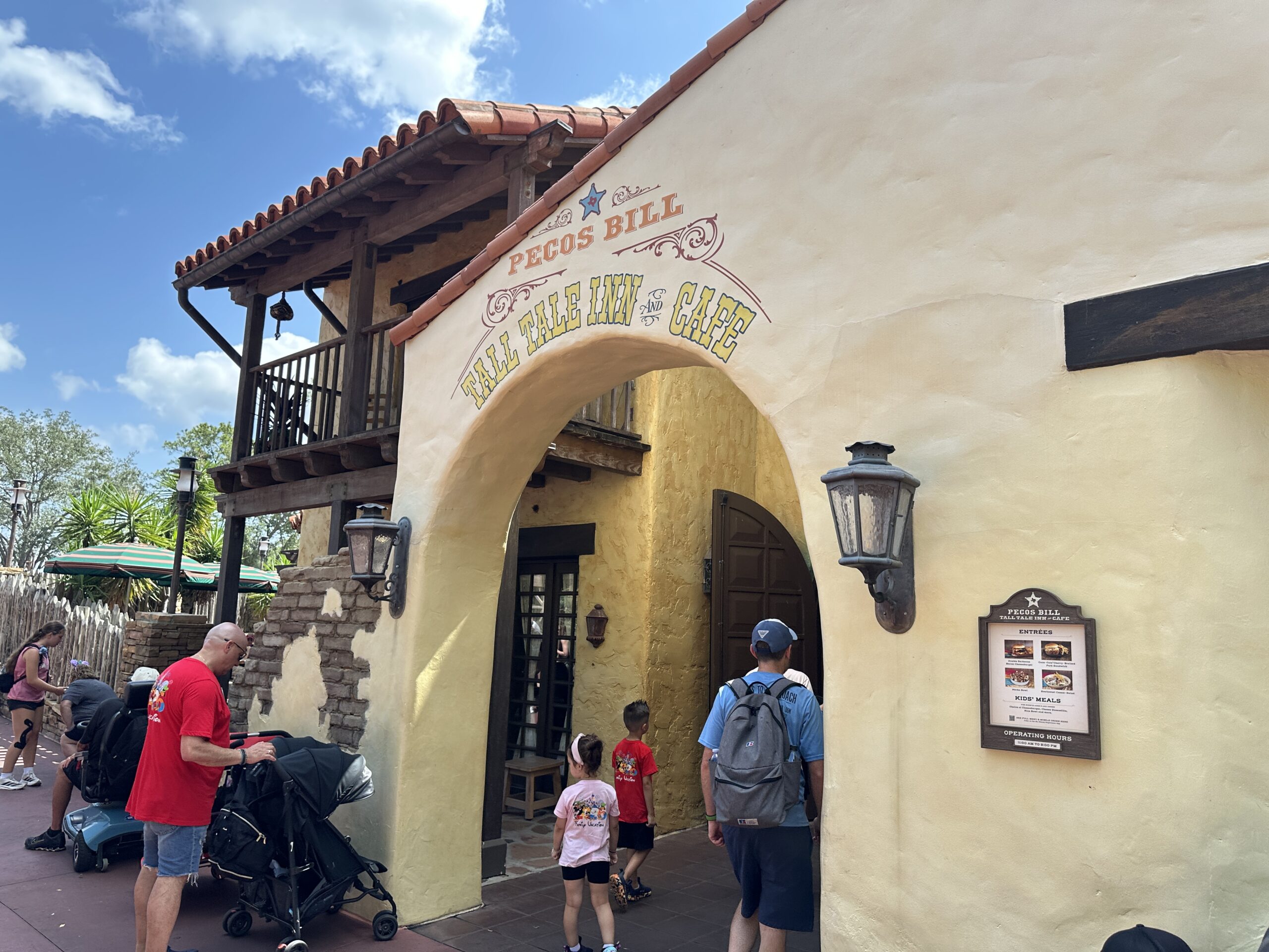 Pecos Bill Cafe at Magic Kingdom