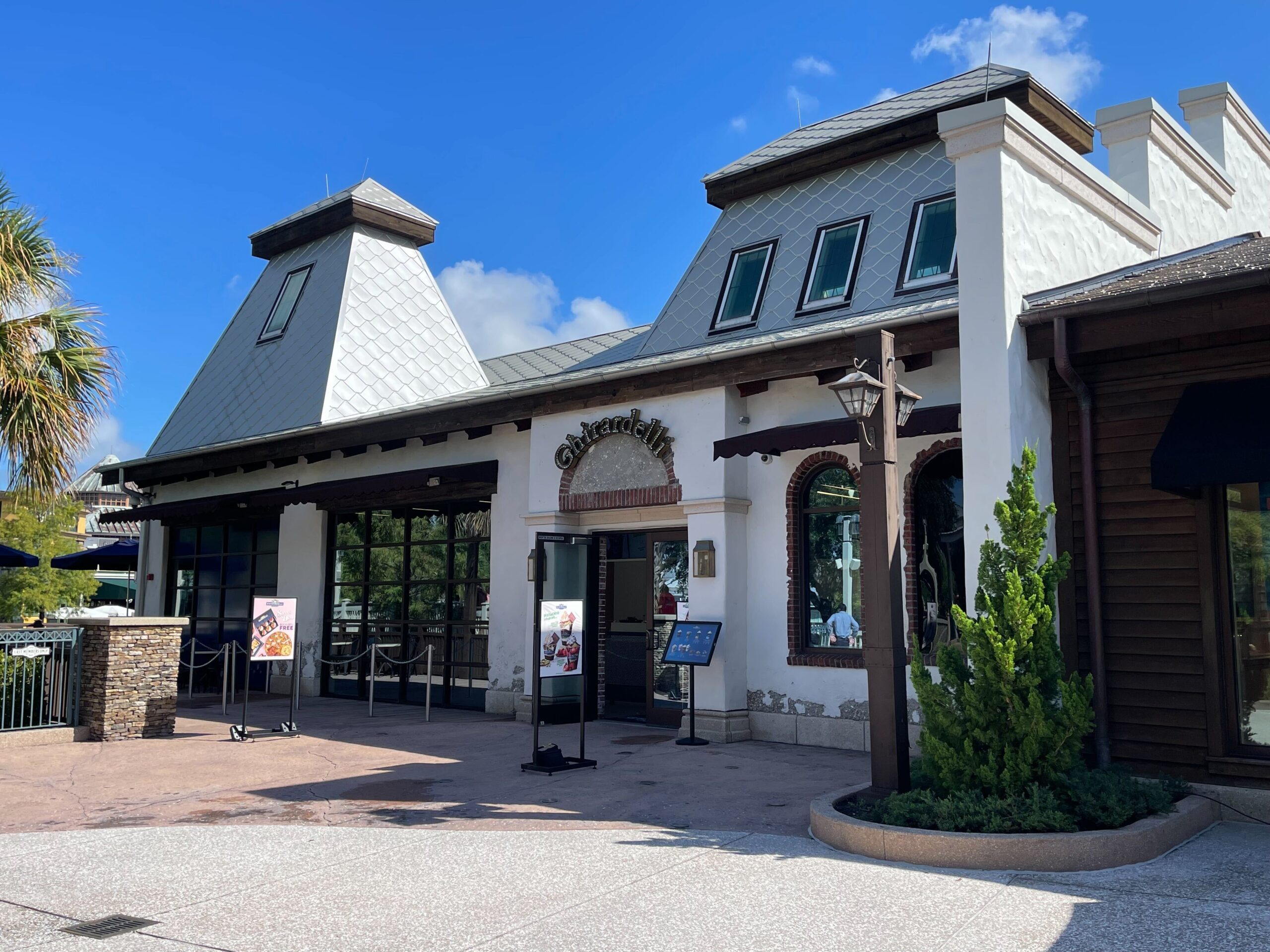The temporary Ghiradelli Soda Fountain & Chocolate Shop location has opened at Disney Springs as the permanent location closes for renovations.