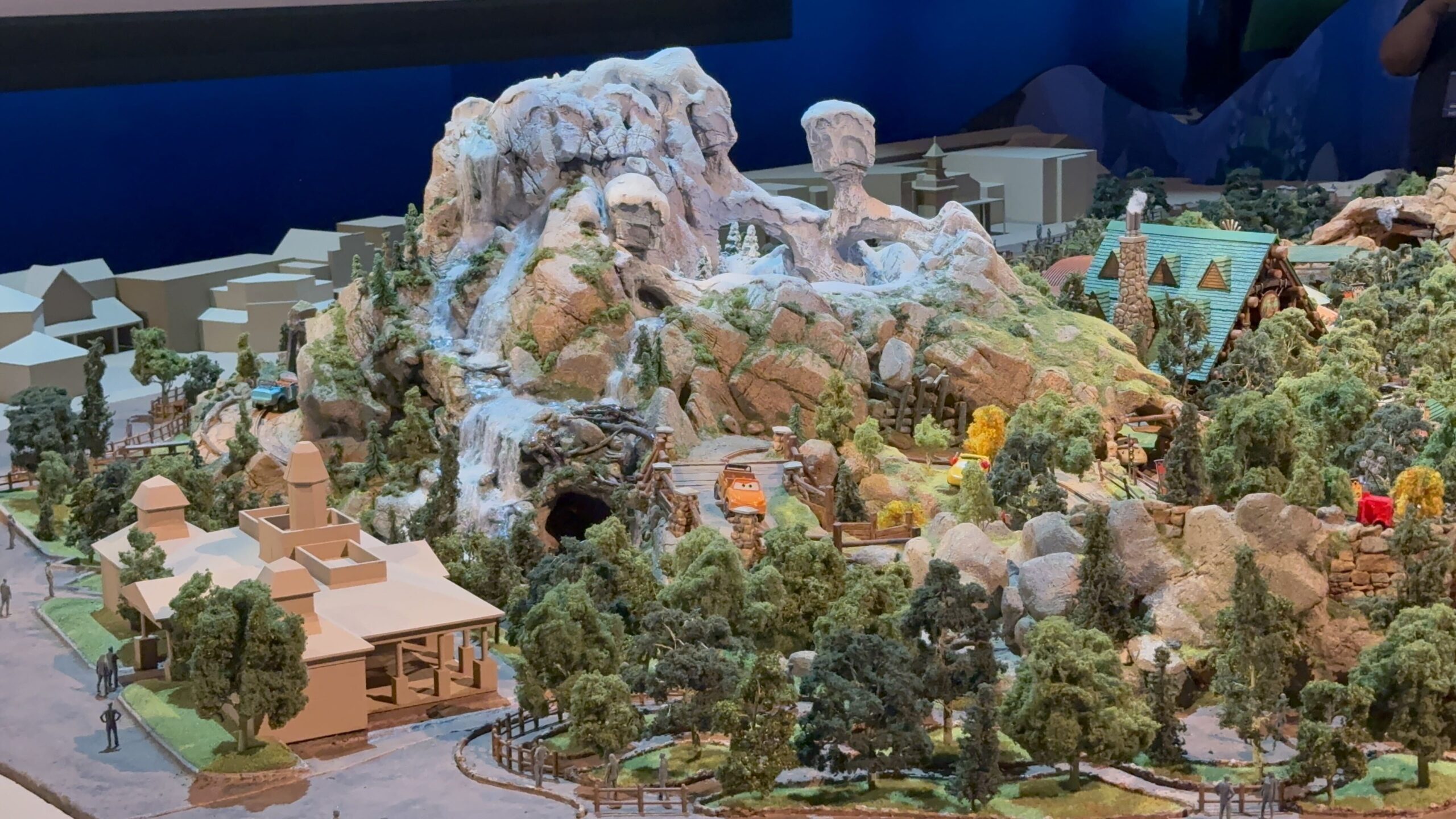 Walt Disney Imagineering Could Be Teasing a Flying Helicopter for Piston Peak National Park