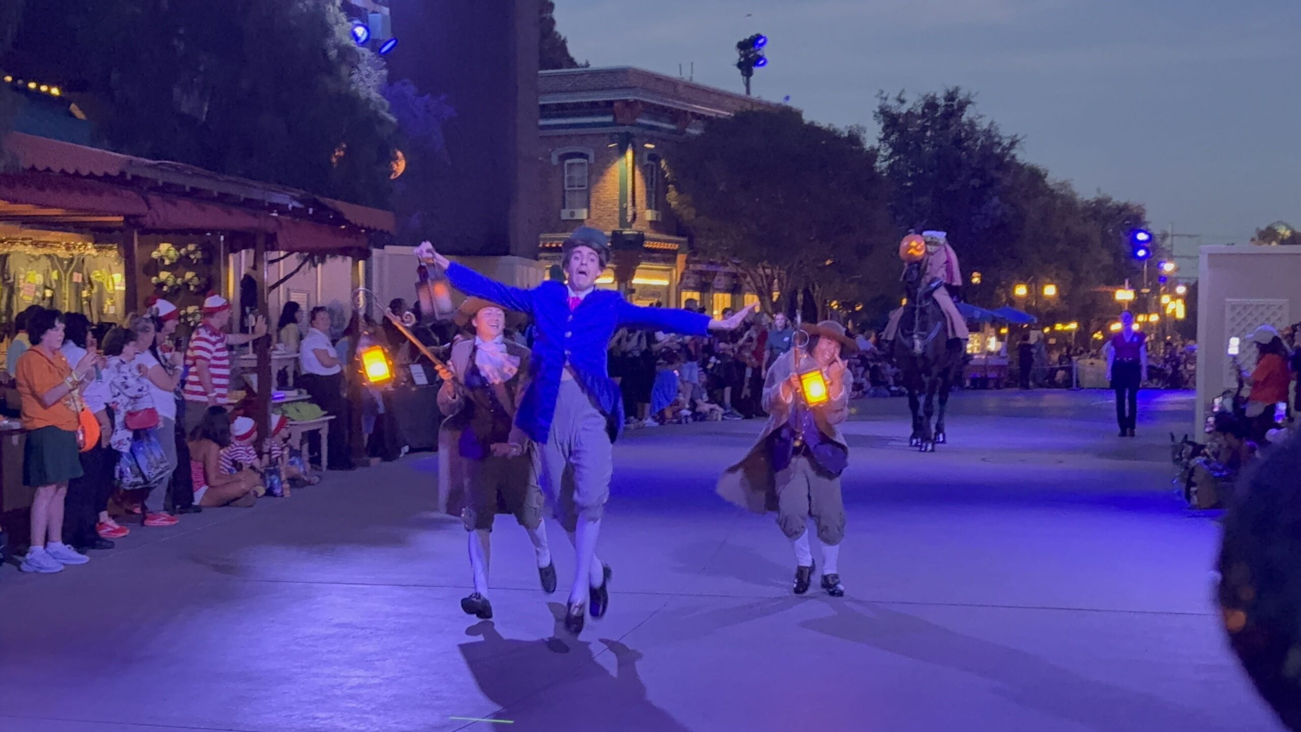 PHOTOS, VIDEO: Madame Leota’s Swinging Wake at Oogie Boogie Bash 2026