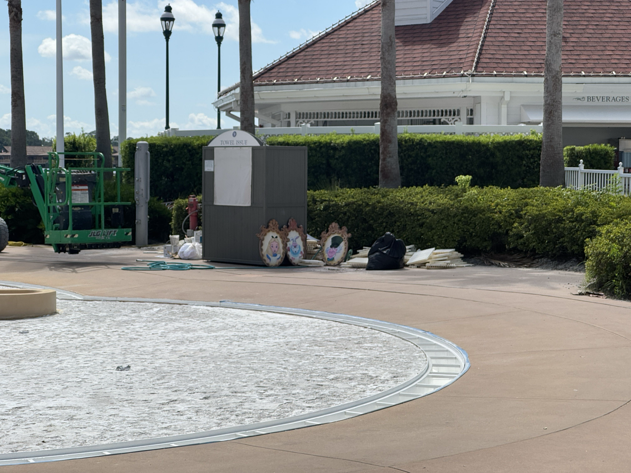 Mad Hatter's hat is now uncovered at the Alice in Wonderland-themed splash pad at Disney's Grand Floridian Resort & Spa.