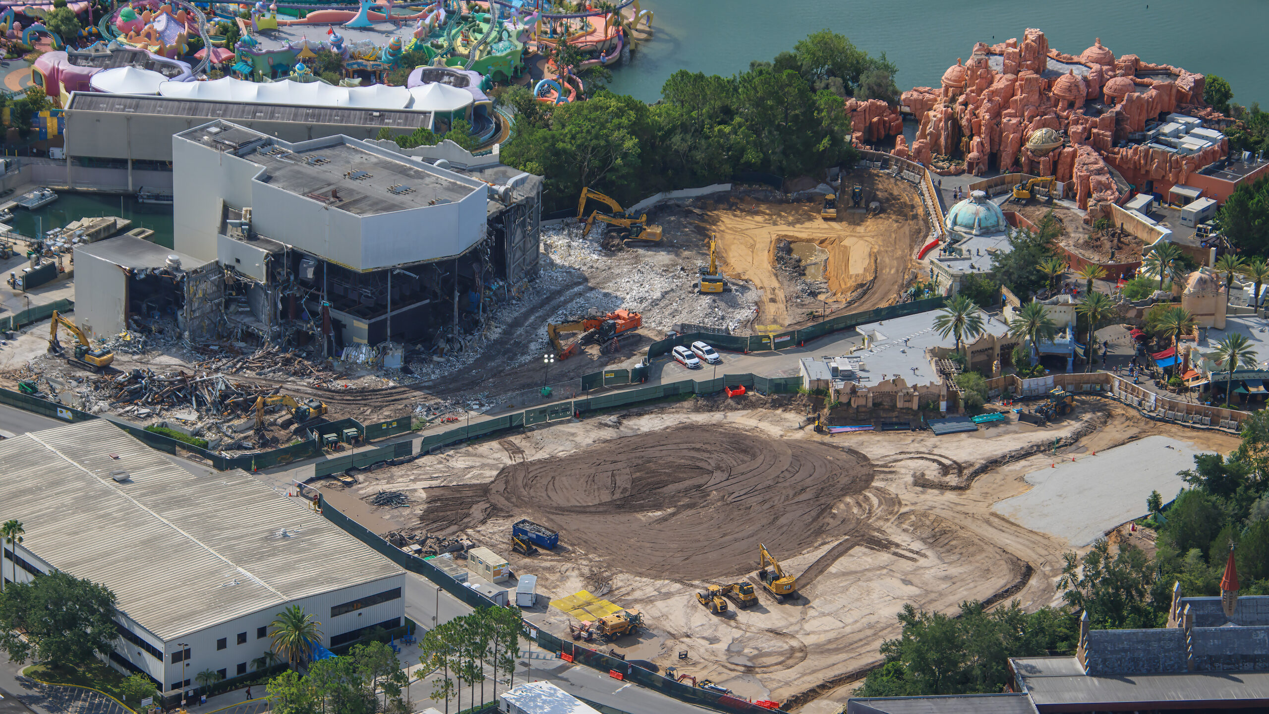 Poseidon’s Fury is rapidly disappearing as demolition crews tear deeper into the former attraction’s show building at Universal Islands of Adventure.