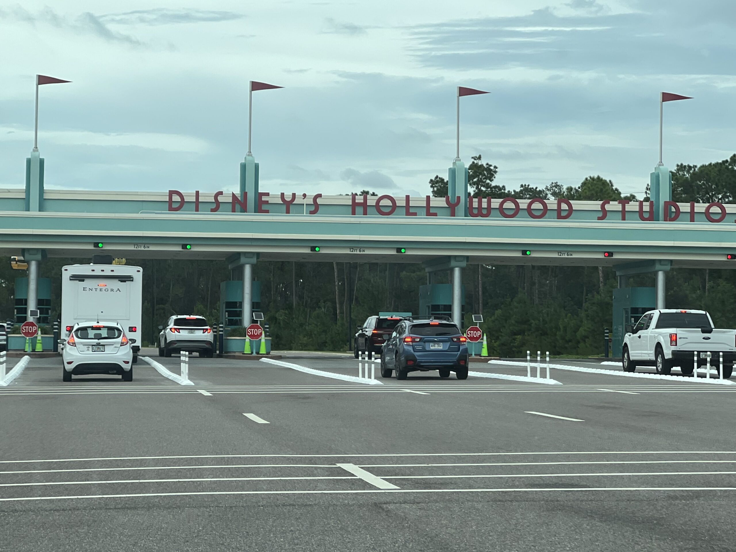 Lane dividers approaching Disney's Hollywood Studios toll plaza
