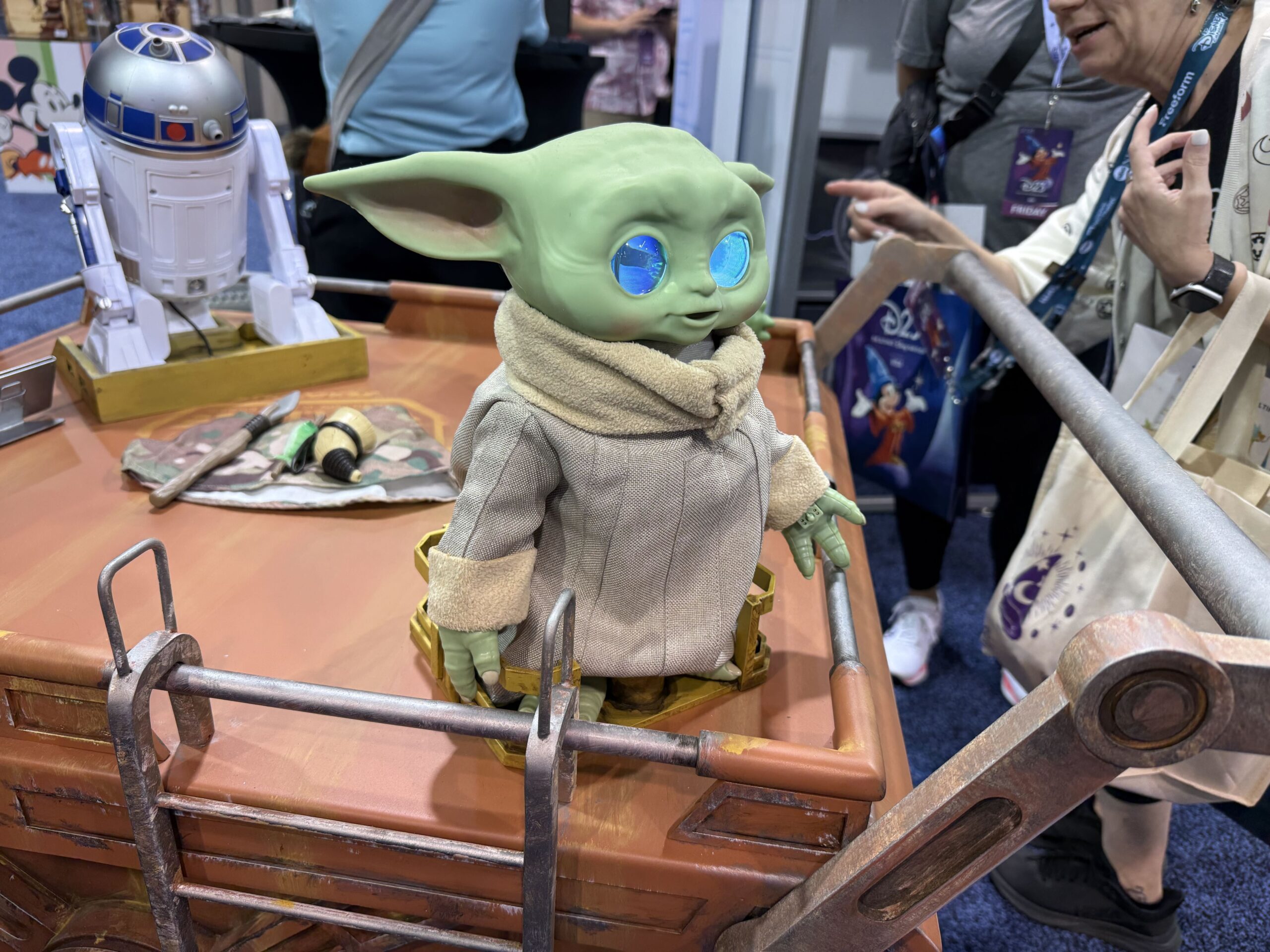Grogu and Rotta the Hutt 'Batuu Adventure Buddies'