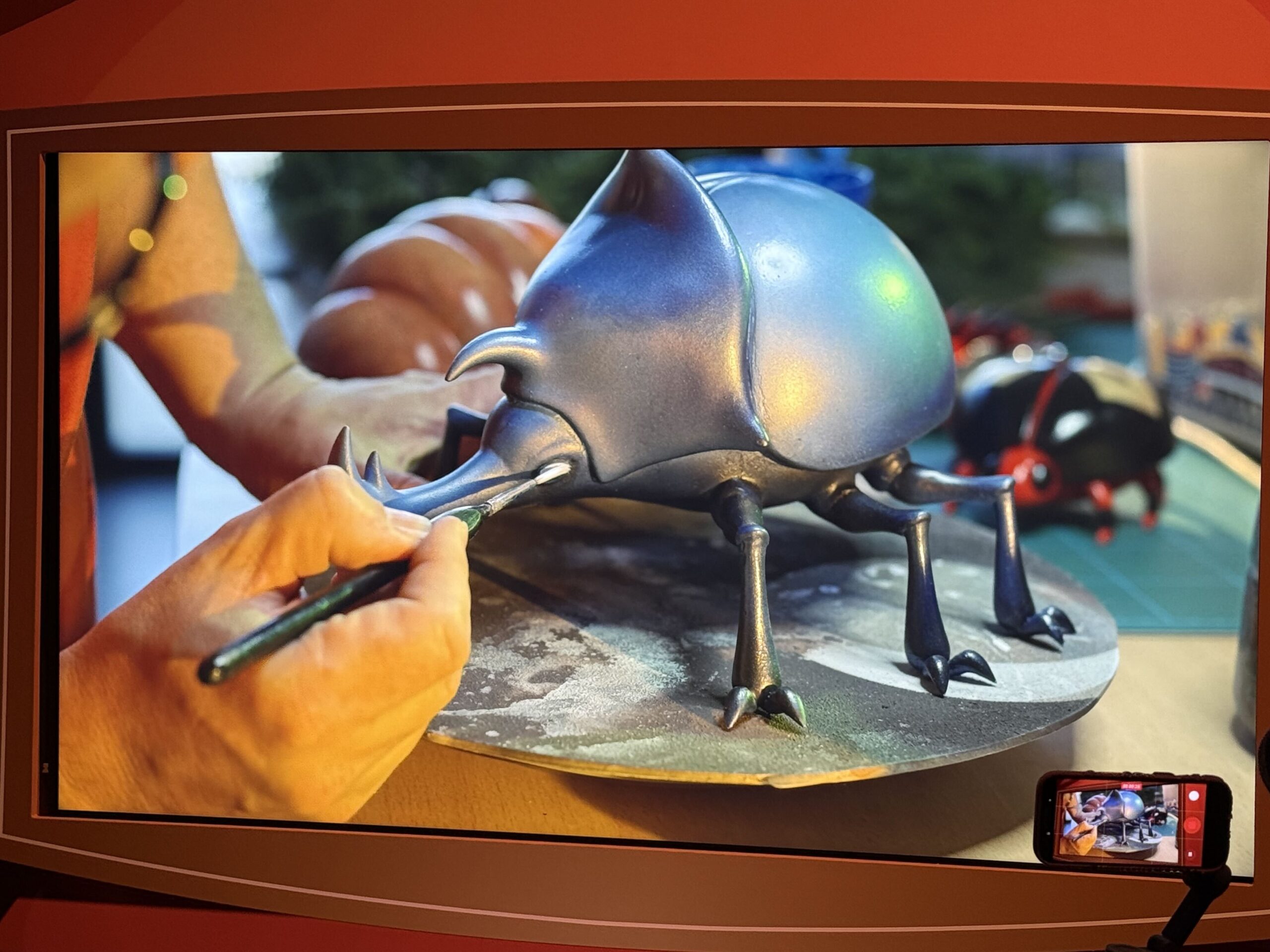 More Details of Ride Vehicle & Bugs Inside The Lion King Land at Disneyland Paris