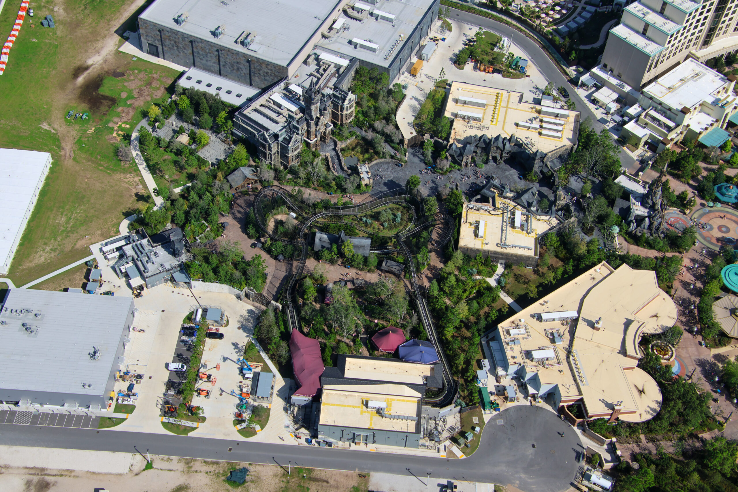 Tree Removal, Monsters Cafe Statues Behind Dark Universe Possibly For New Attraction