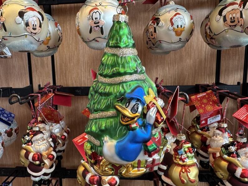 Goofy and Donald ornament now available in EPCOT at Walt Disney World