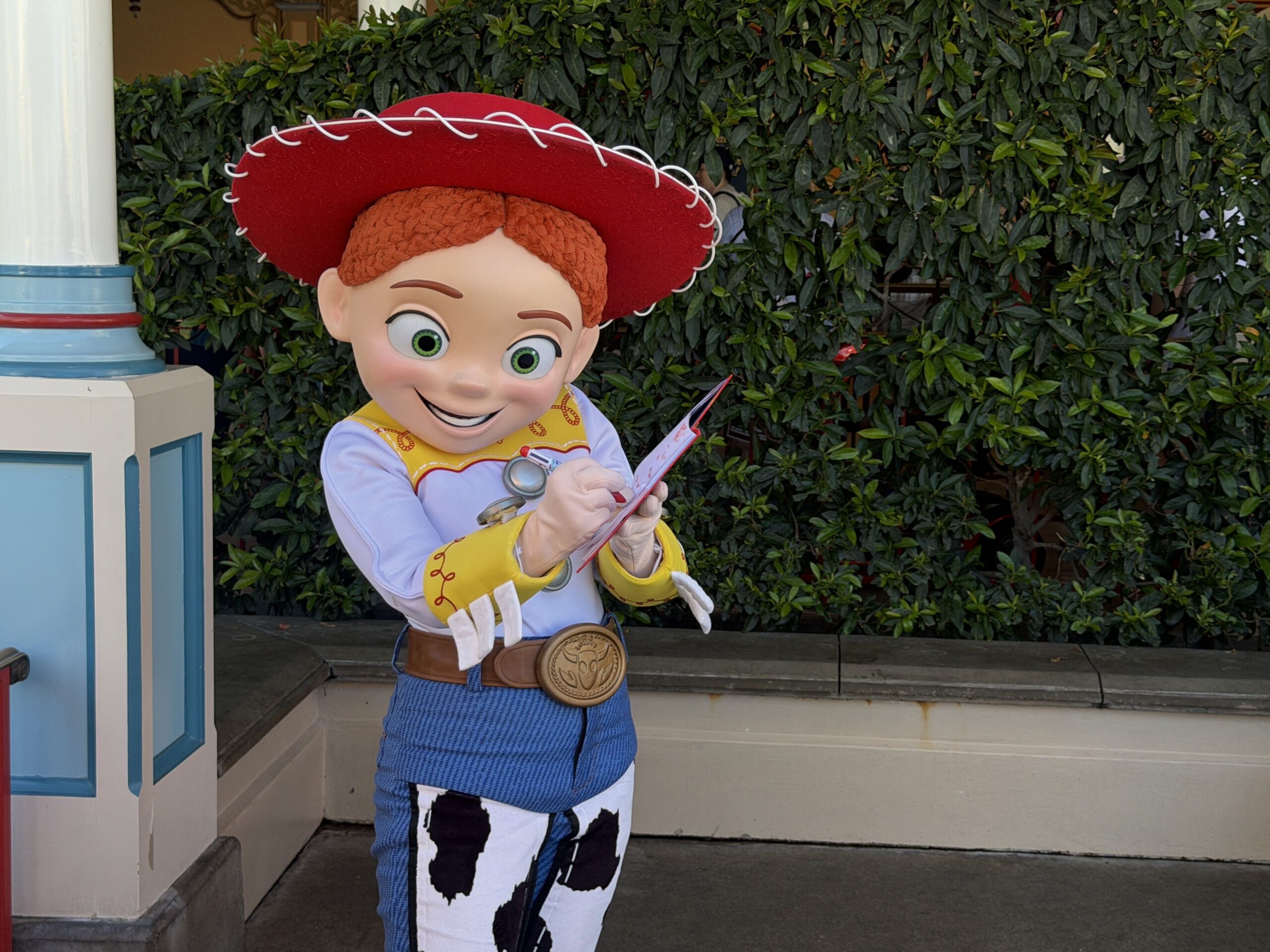 Jessie Doing Meet-and-Greets in Her Pre-‘Toy Story 5’ Costume at Disneyland