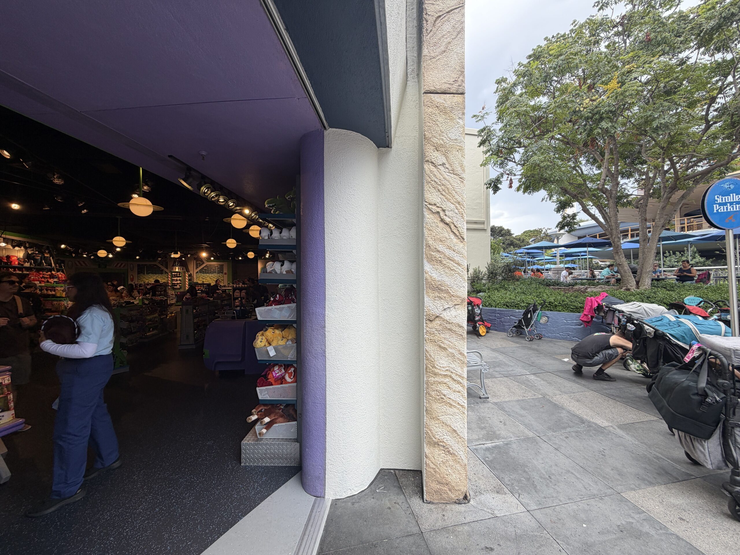 Little Green Men Store Command Entrance Refurbishment Complete at Disneyland Resort