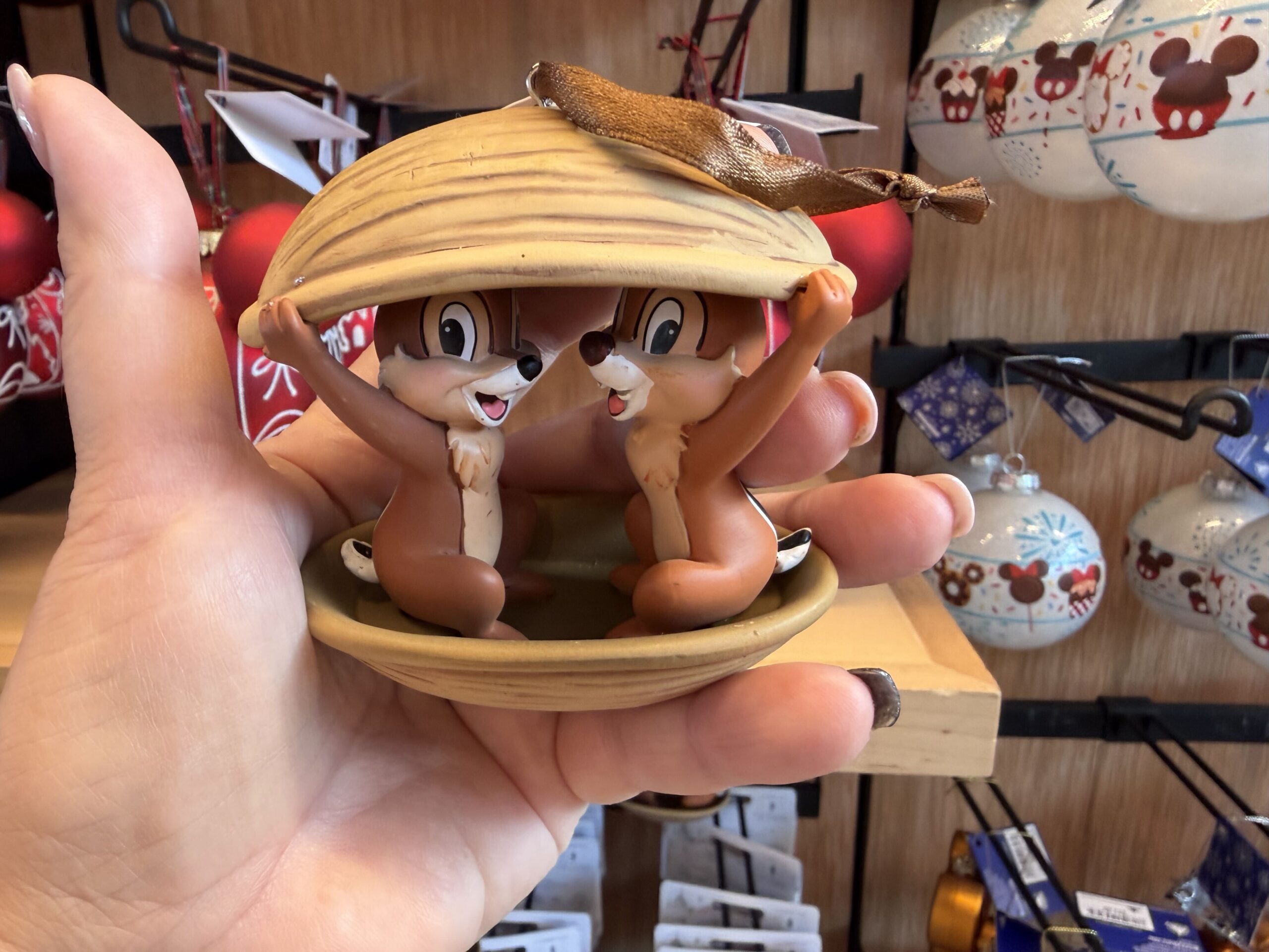Chip 'n' dale ornament