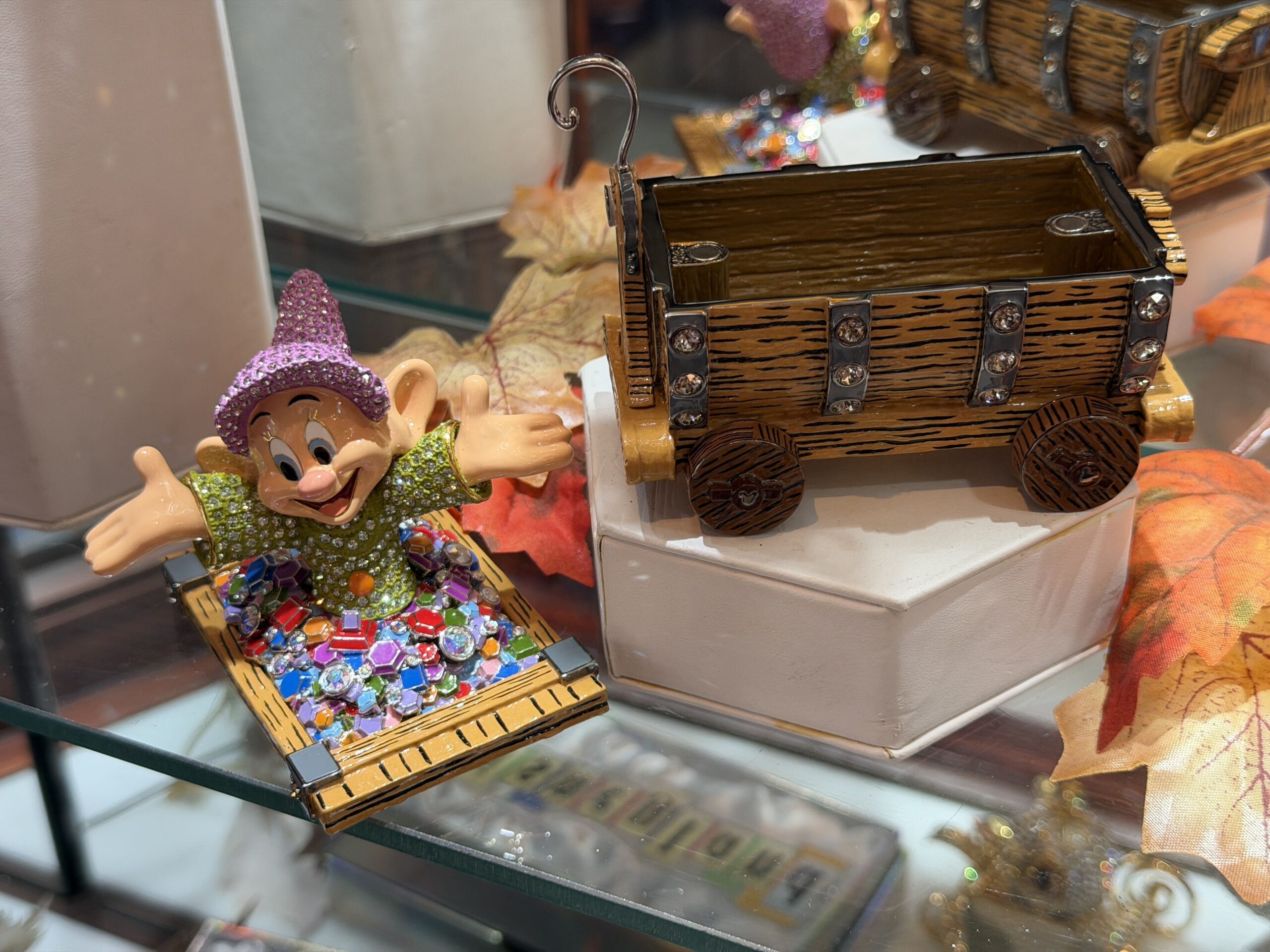 New crystal Dopey trinket box available in Crystal Arts at Disneyland Park