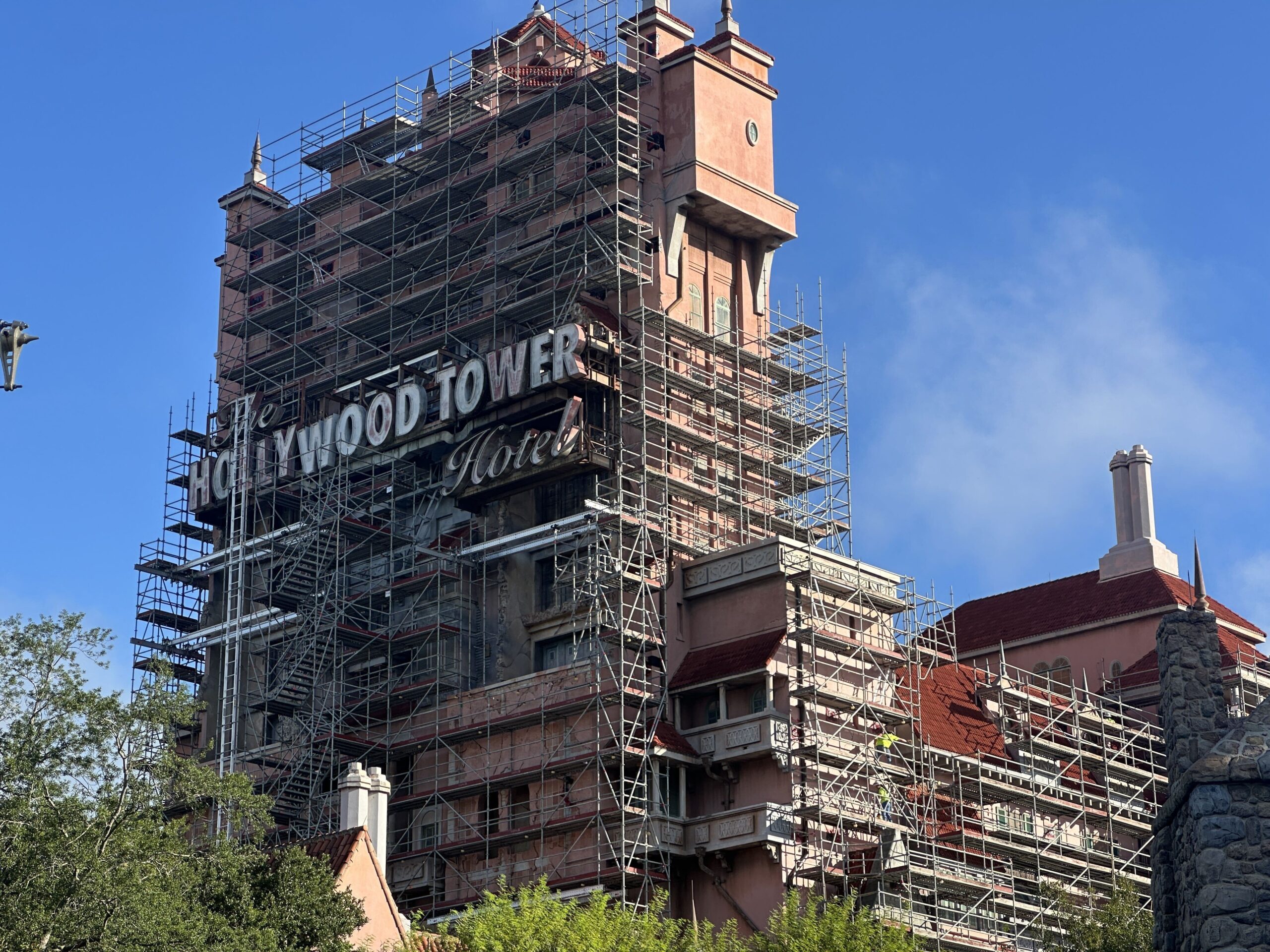 New scaffolding added to top right of Tower of Terror at Walt Disney World